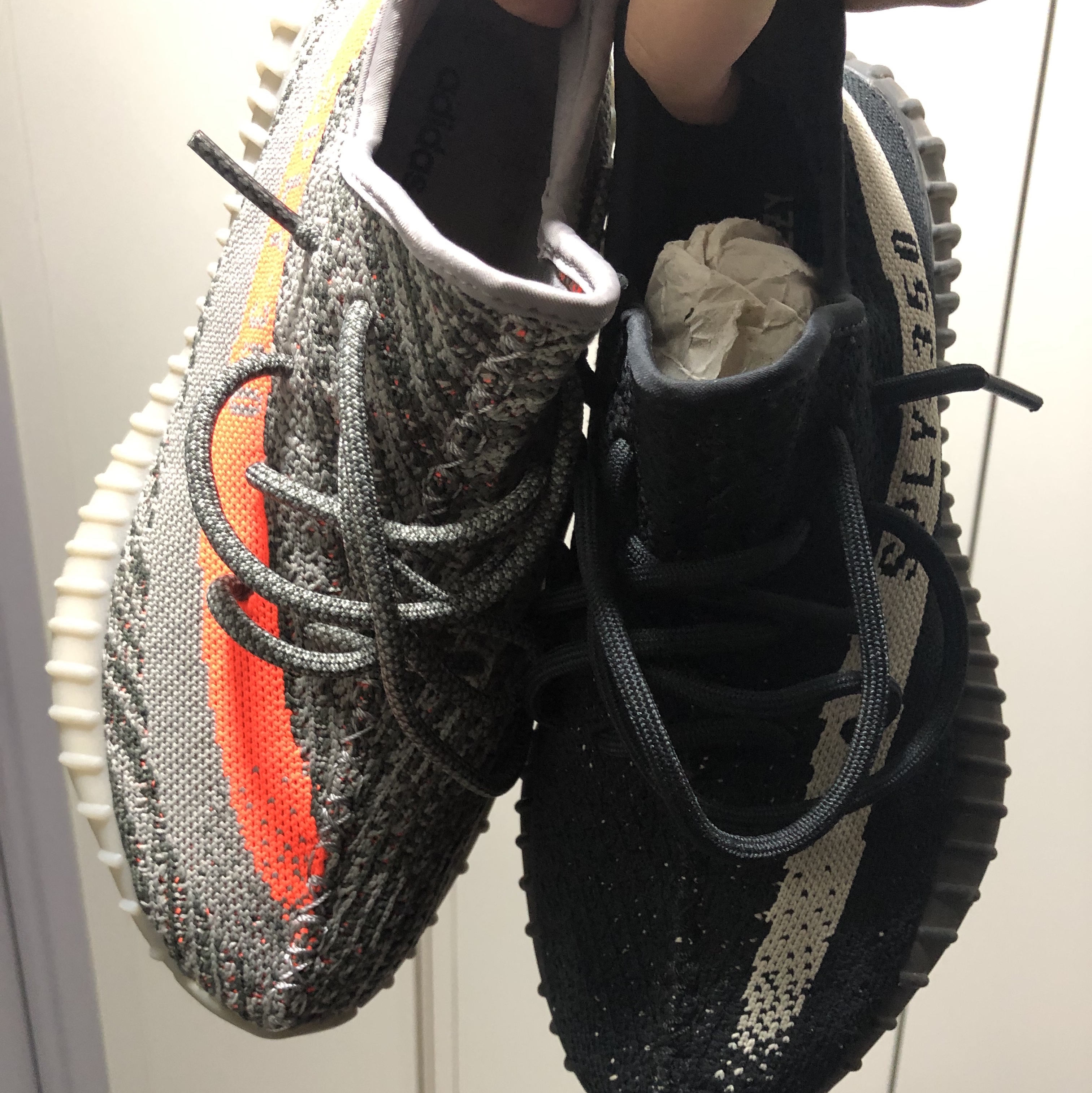 Adidas Yeezy Boost 350 V2 Beluga, Adidas Yeezy Boost 350 V2 Core Black White 2016 착용 스타일 - 1