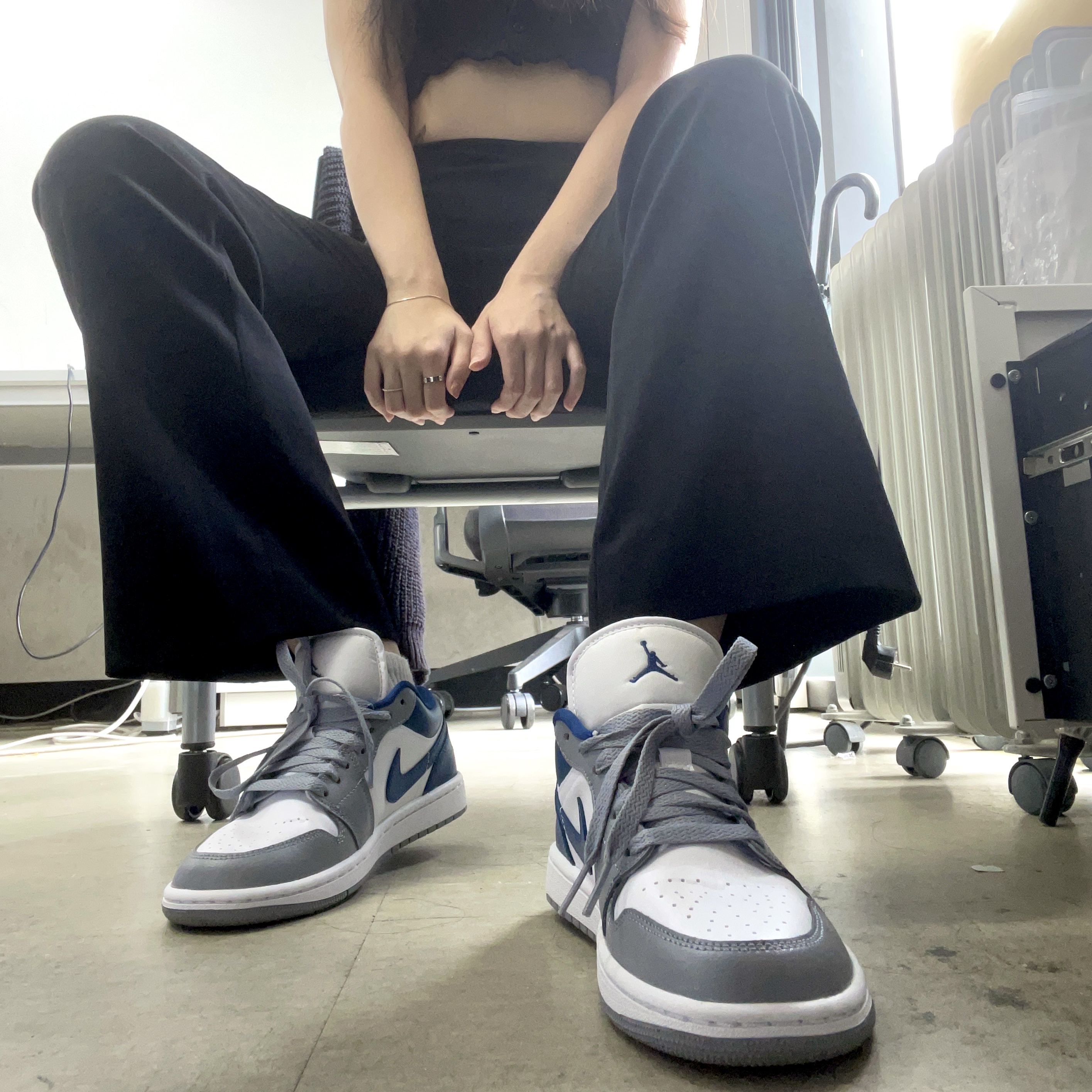 (W) Jordan 1 Low White Grey Blue 착용 스타일