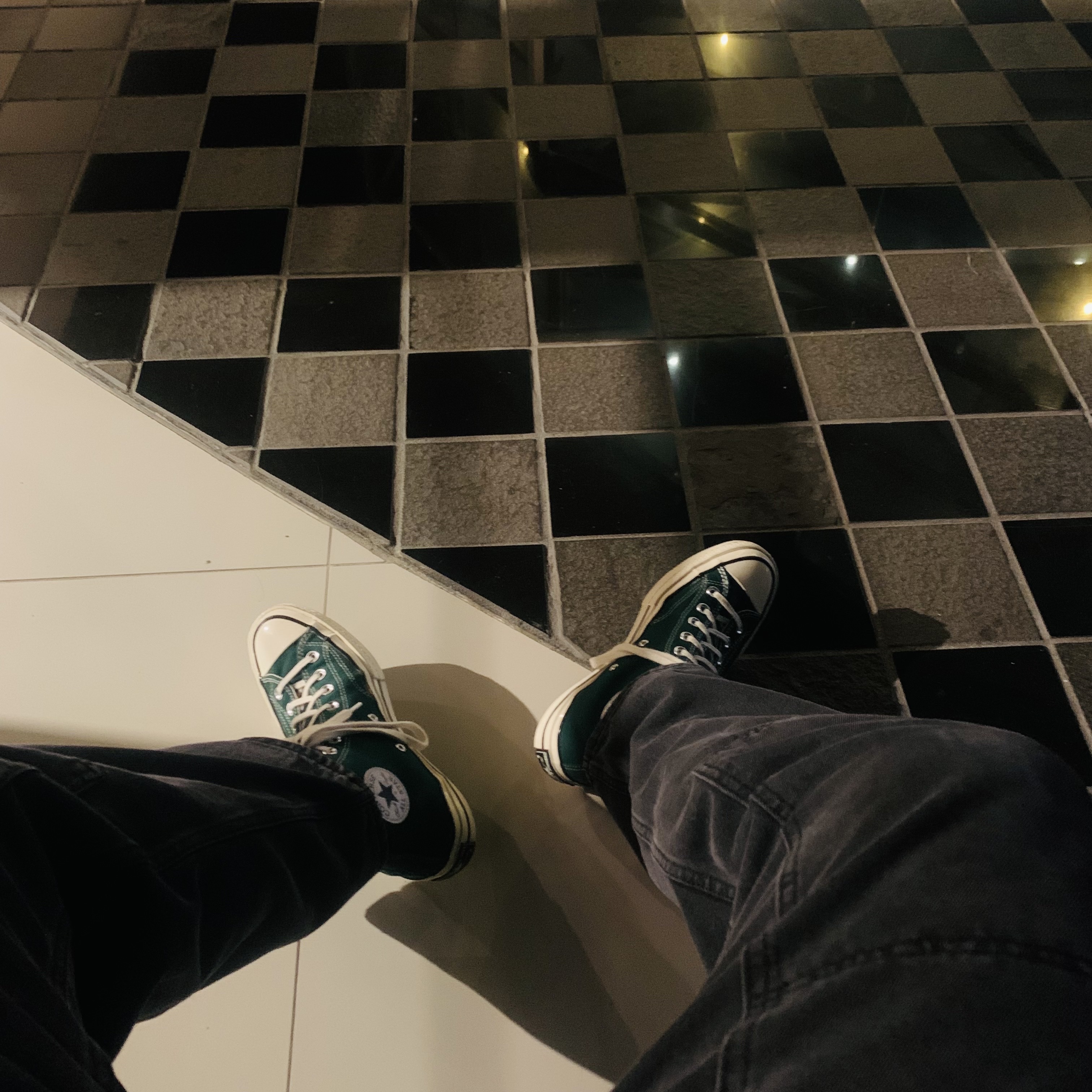 Converse Chuck 70 High Midnight Clover 착용 스타일 - 1