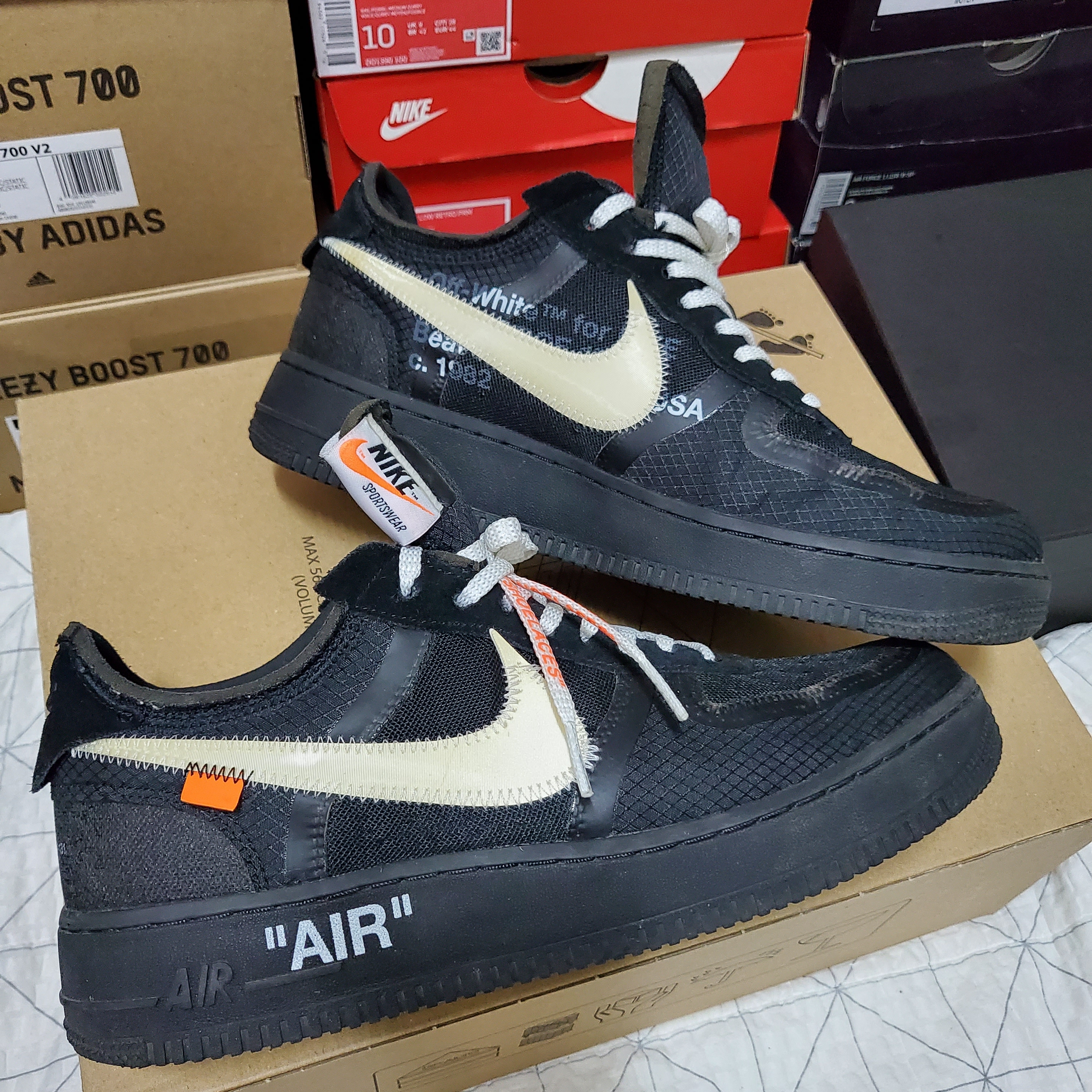 Nike x Off-White Air Force 1 Low Black White 착용 스타일 - 2