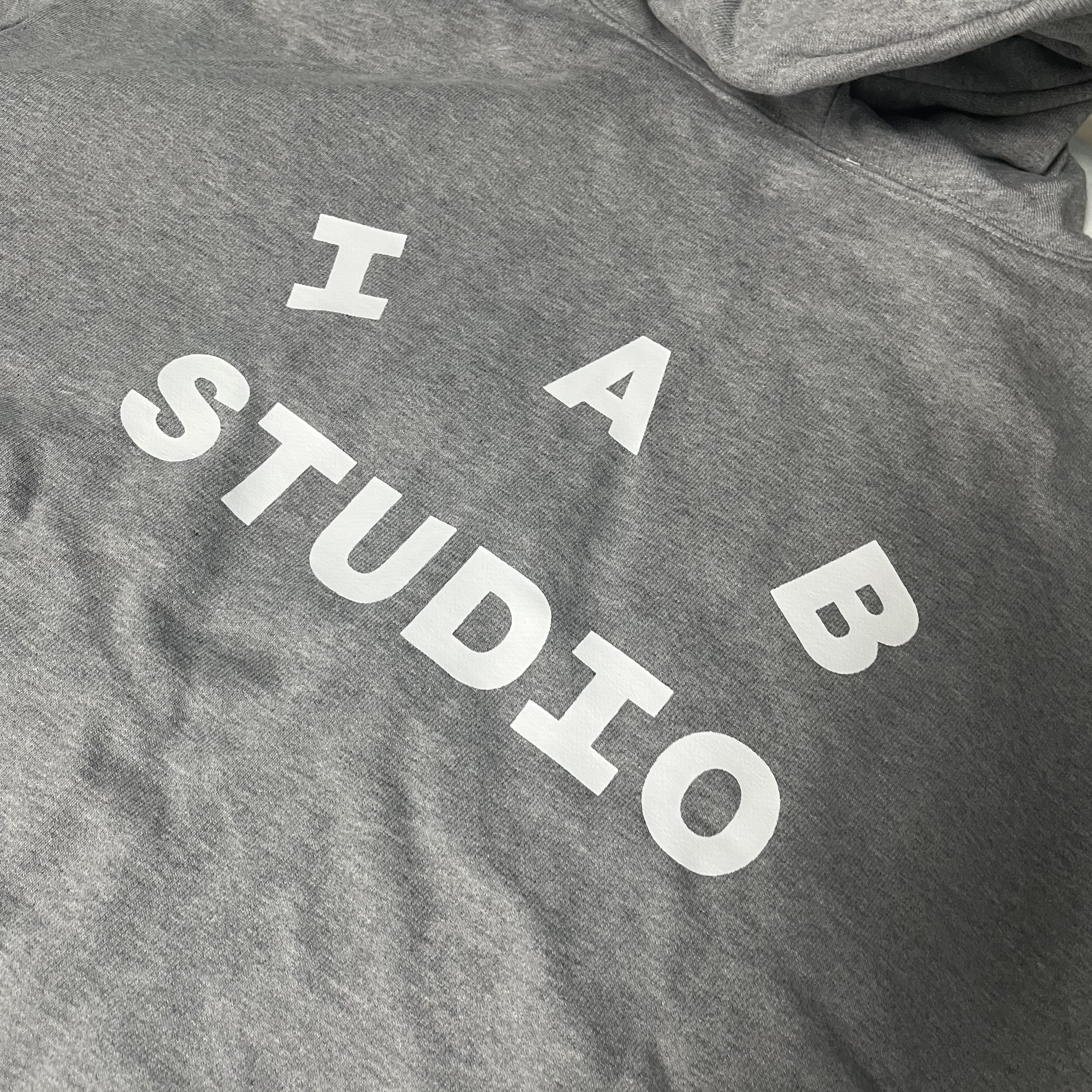 IAB Studio Zip-Up Hoodie Gray - 22FW 착용 스타일