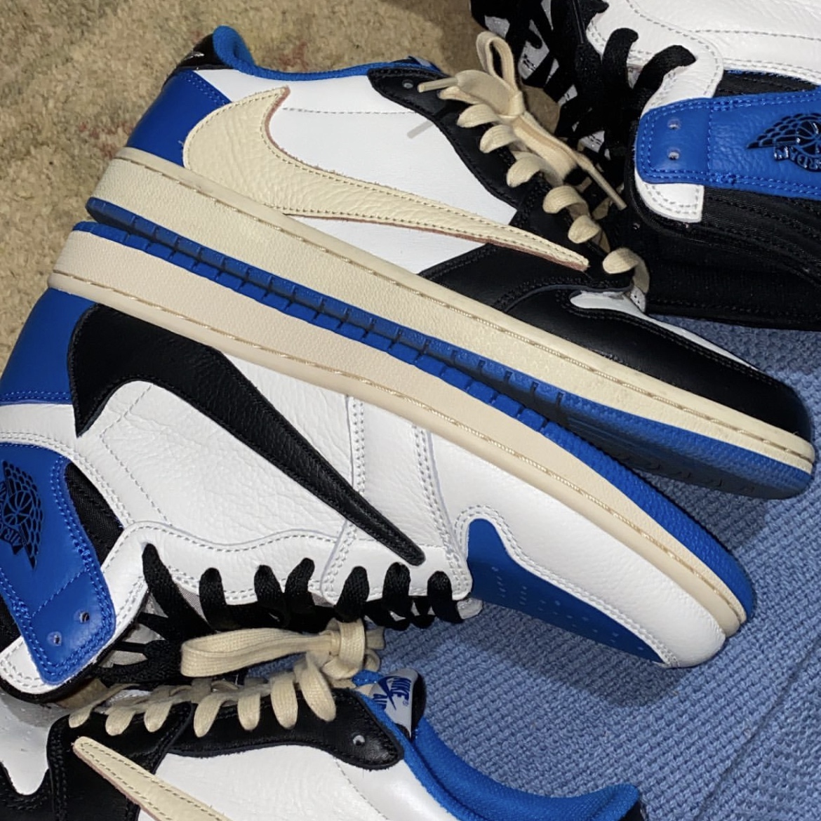 Jordan 1 x Travis Scott x Fragment Retro Low OG SP Military Blue, Jordan 1 x Travis Scott x Fragment Retro High OG SP Military Blue 착용 스타일