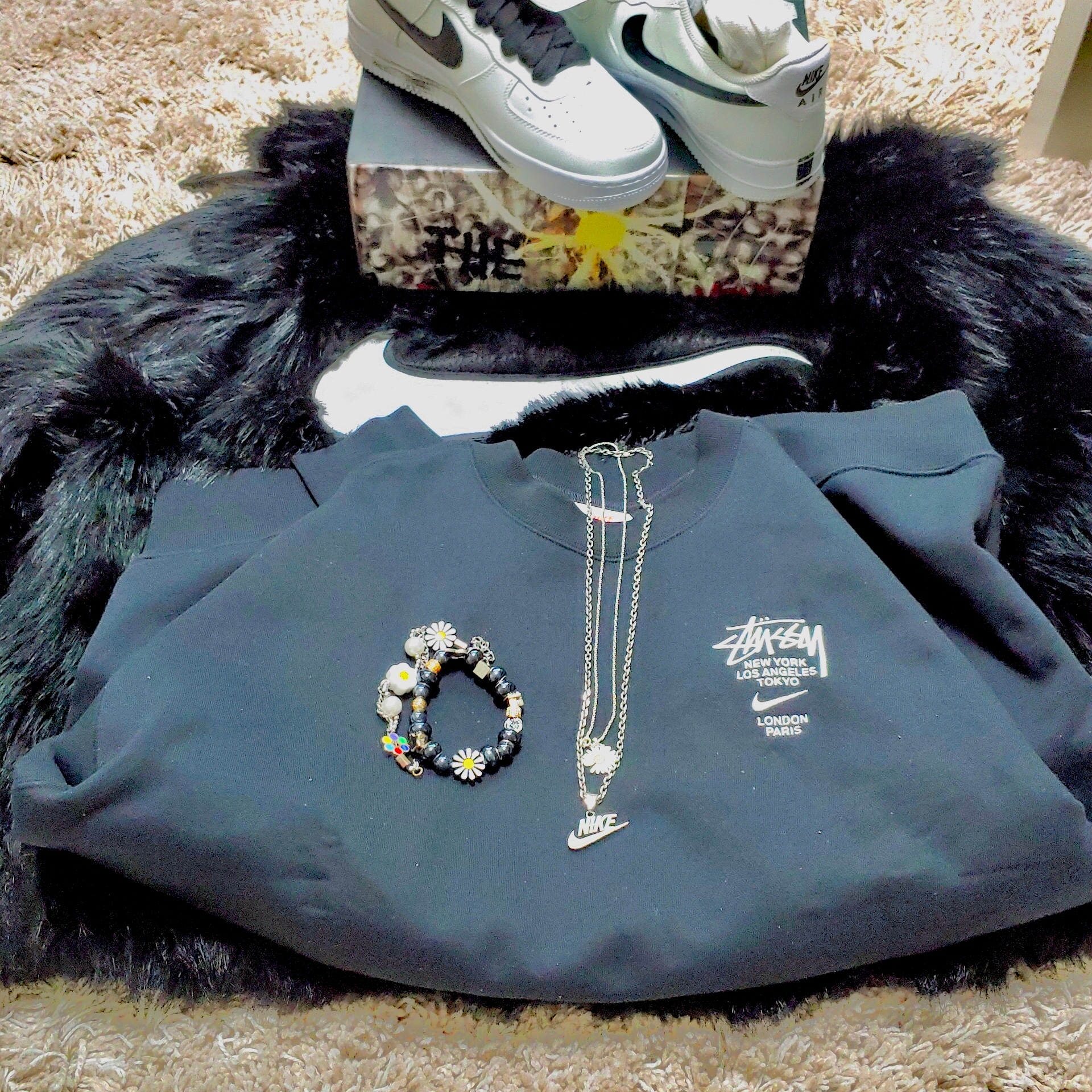 (W) Nike x Ambush Reversible Faux-Fur Coat Black, Nike x Peaceminusone Air Force 1 Low Para-Noise 2.0 착용 스타일