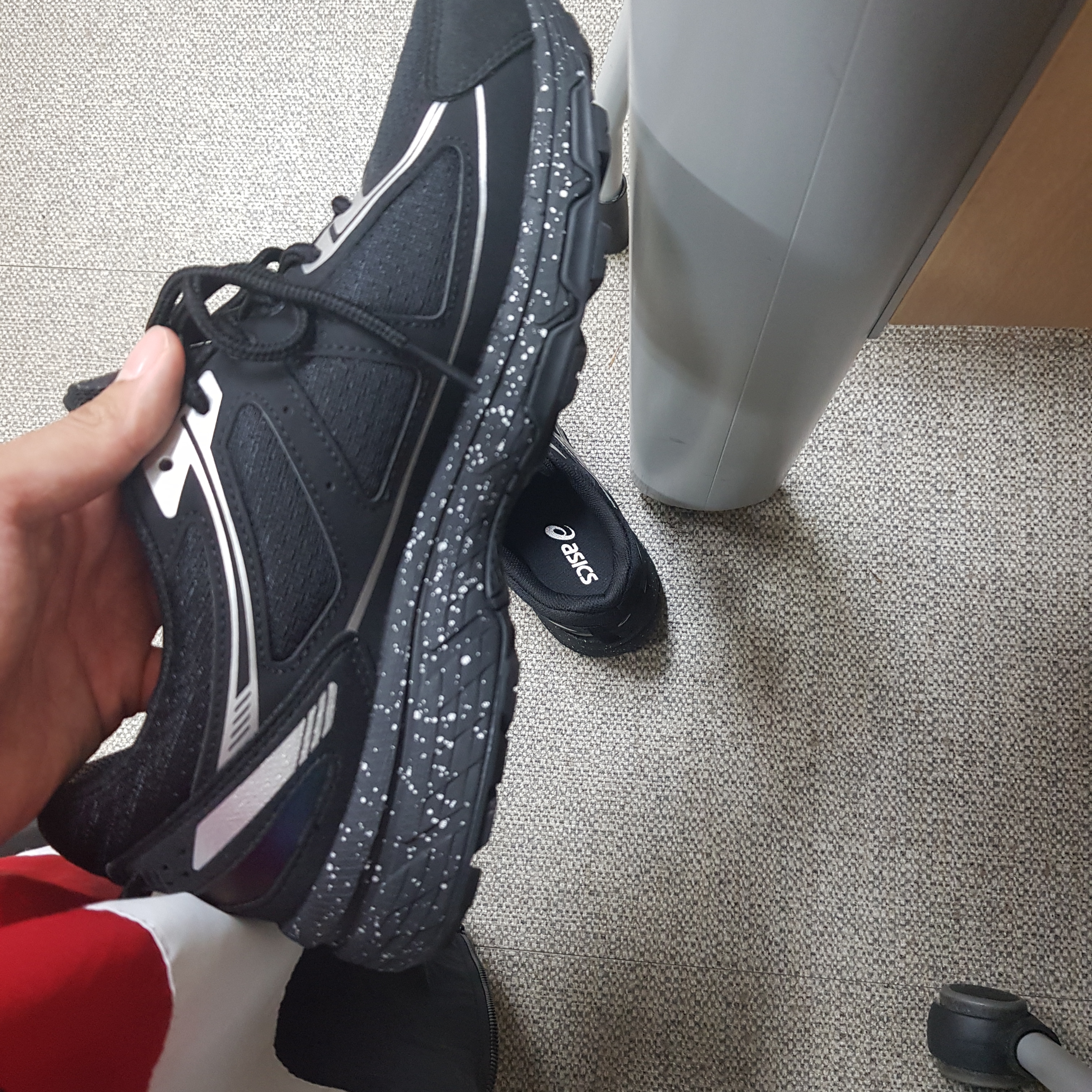 Asics Gel-Venture 6 Trail Black 착용 스타일 - 4