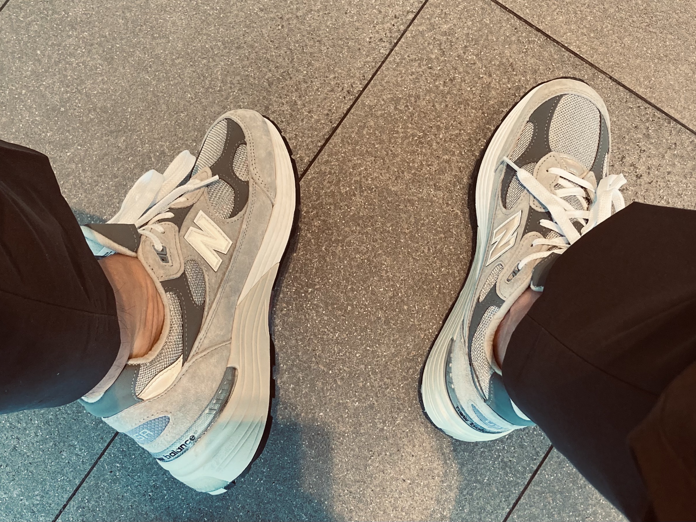 New Balance 992 Made in USA Grey - D Standard 착용 스타일
