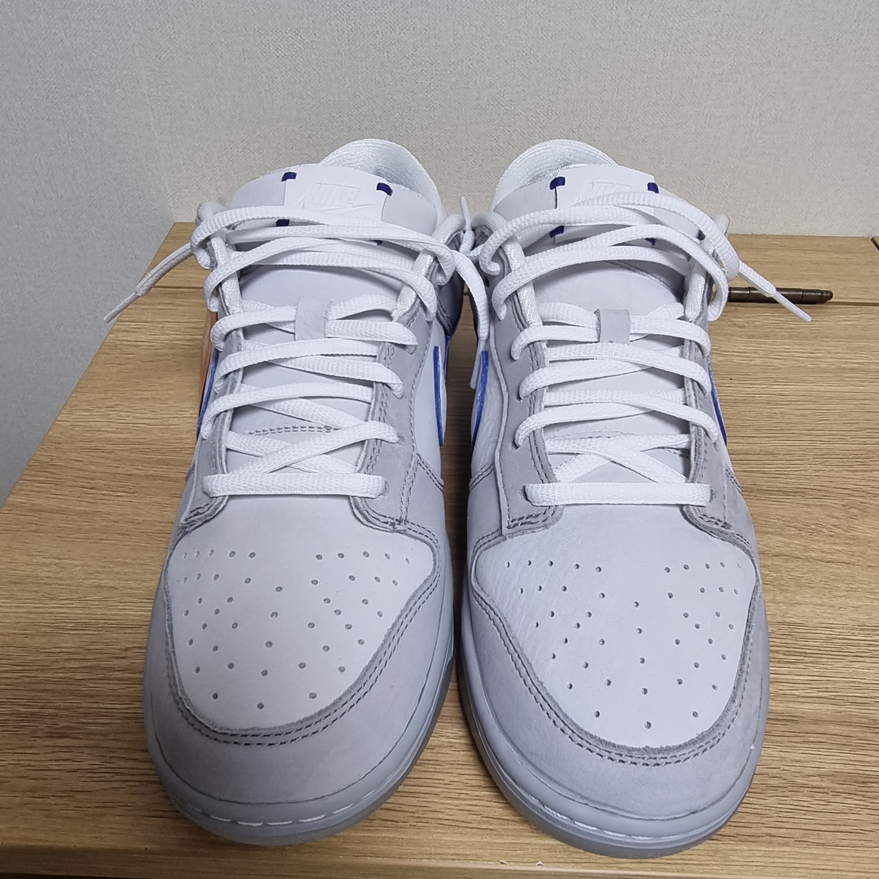 Nike Dunk Low Wolf Grey and Pure Platinum 착용 스타일 - 3