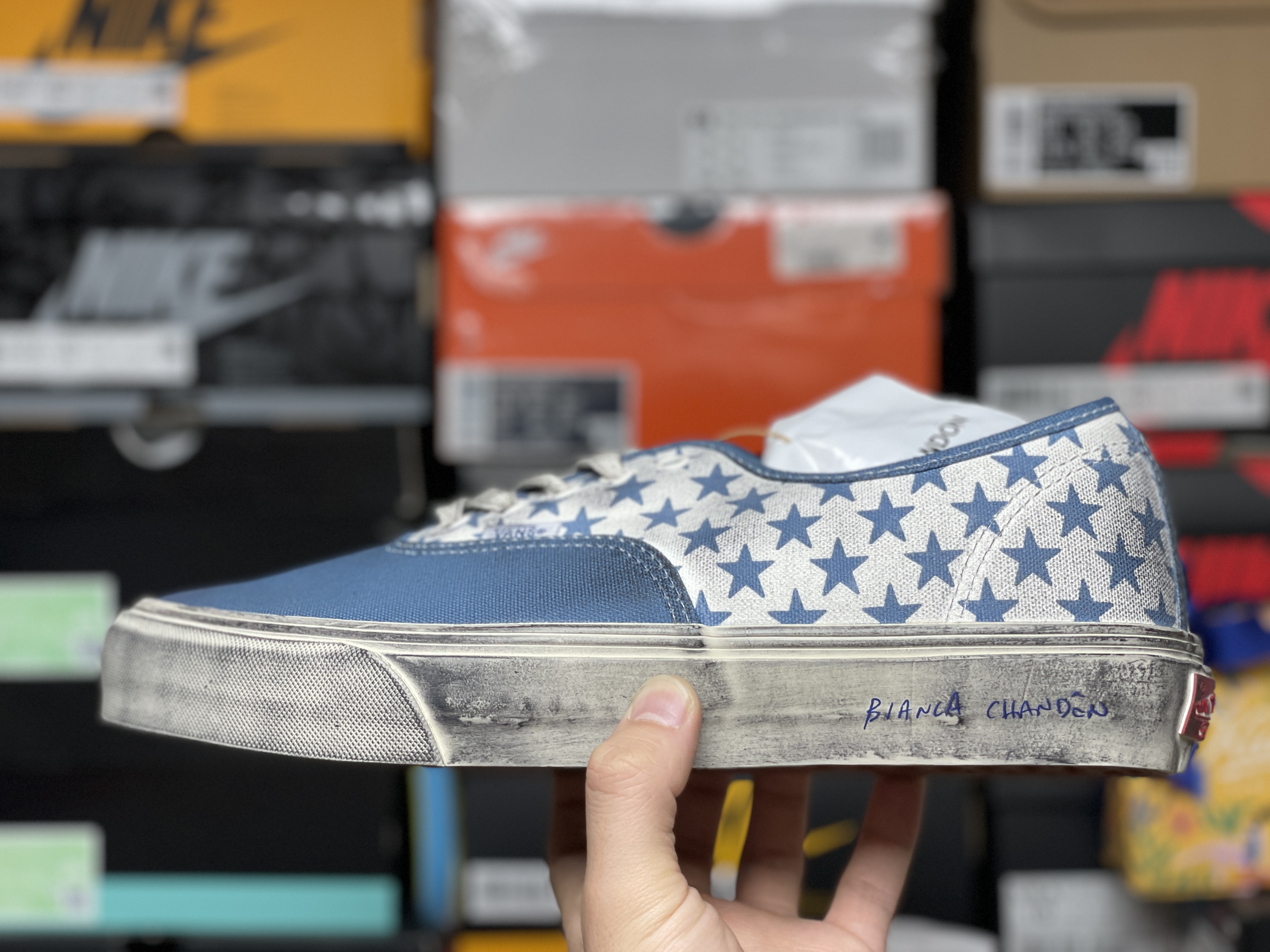 Vans Vault x Bianca Chandon Authentic LX Stressed Navy White 착용 스타일