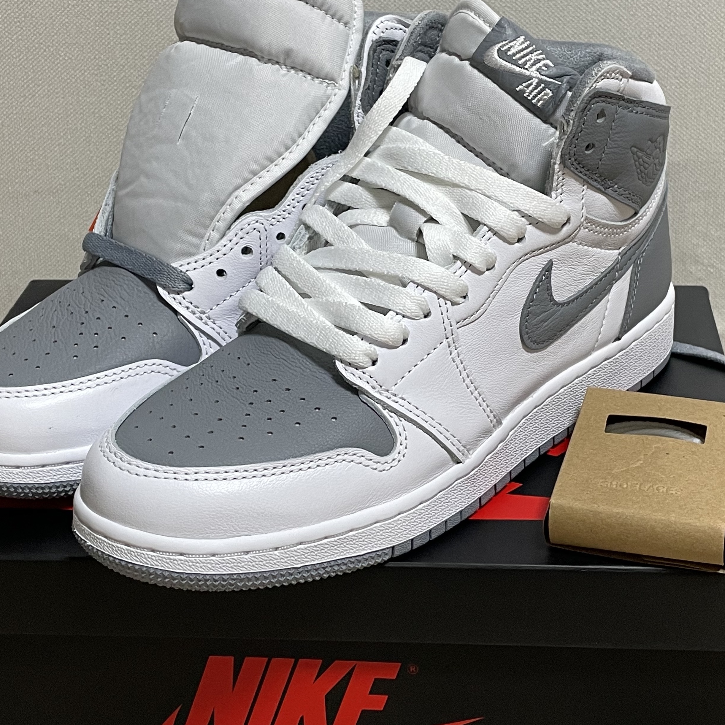 (GS) Jordan 1 Retro High OG Stealth 착용 스타일