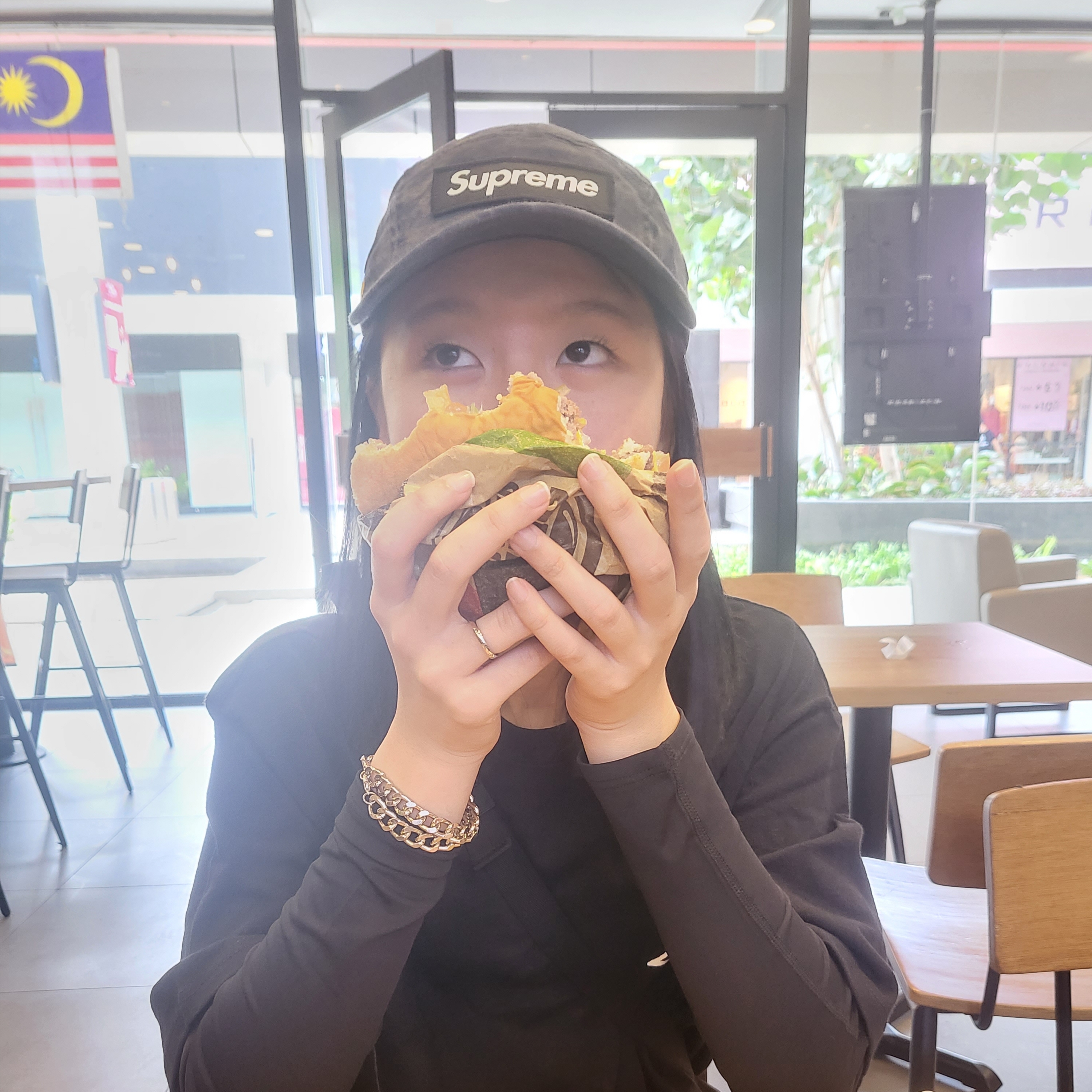 Supreme Military Camp Cap Black Prym1 Camo - 22SS 착용 스타일