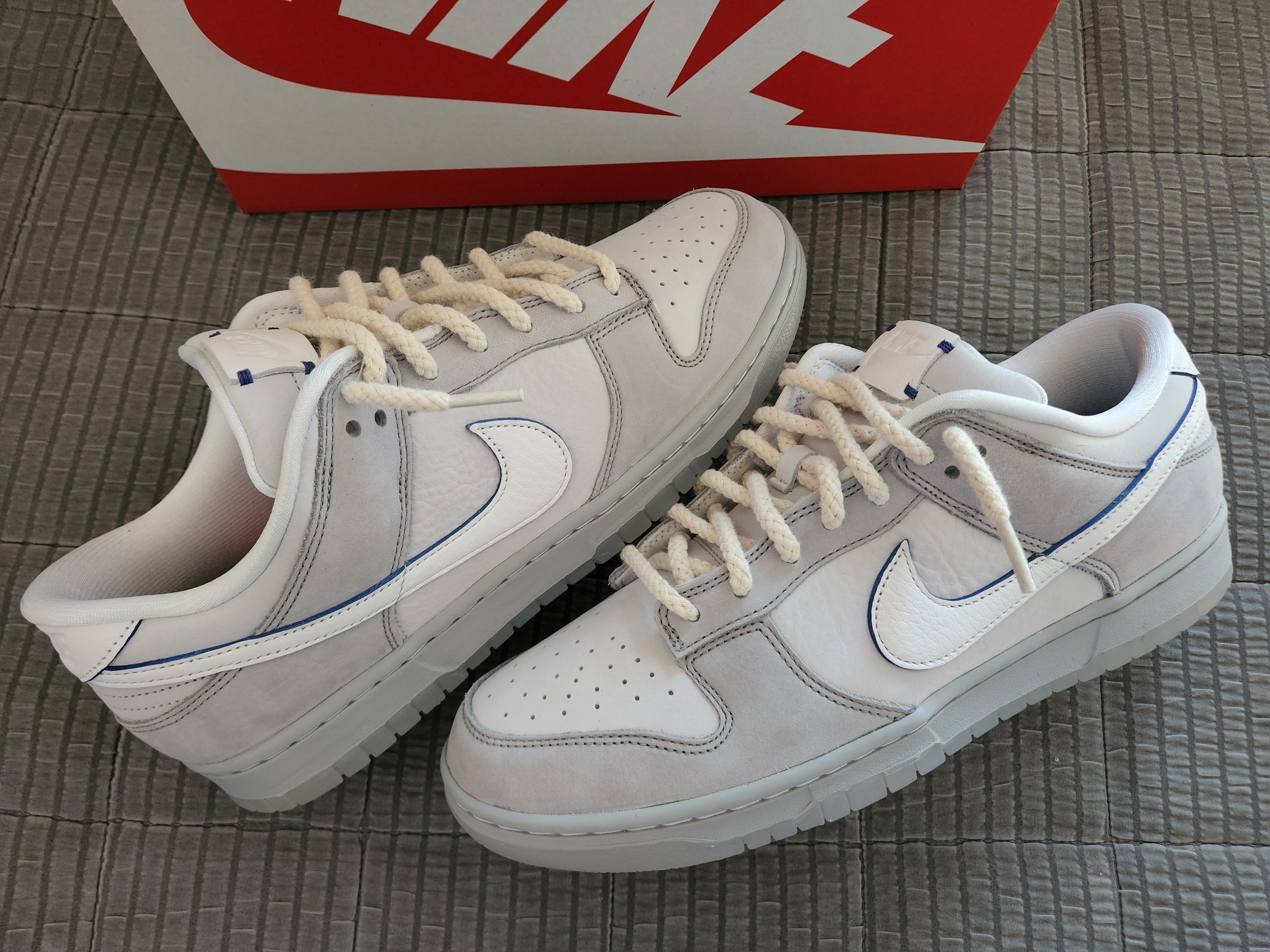 Nike Dunk Low Wolf Grey and Pure Platinum 착용 스타일 - 1