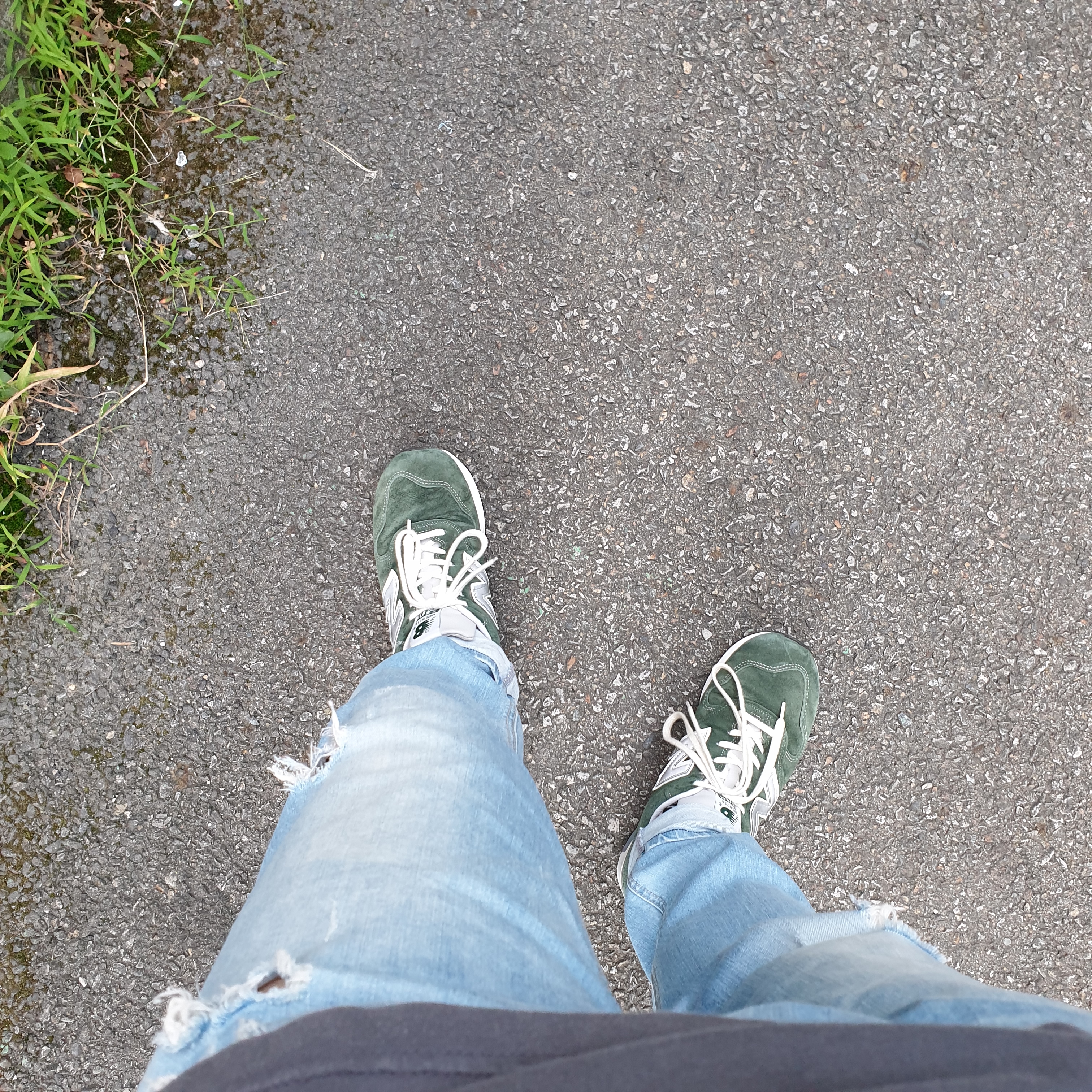New Balance 1400 Made in USA Mountain Green 착용 스타일 - 2