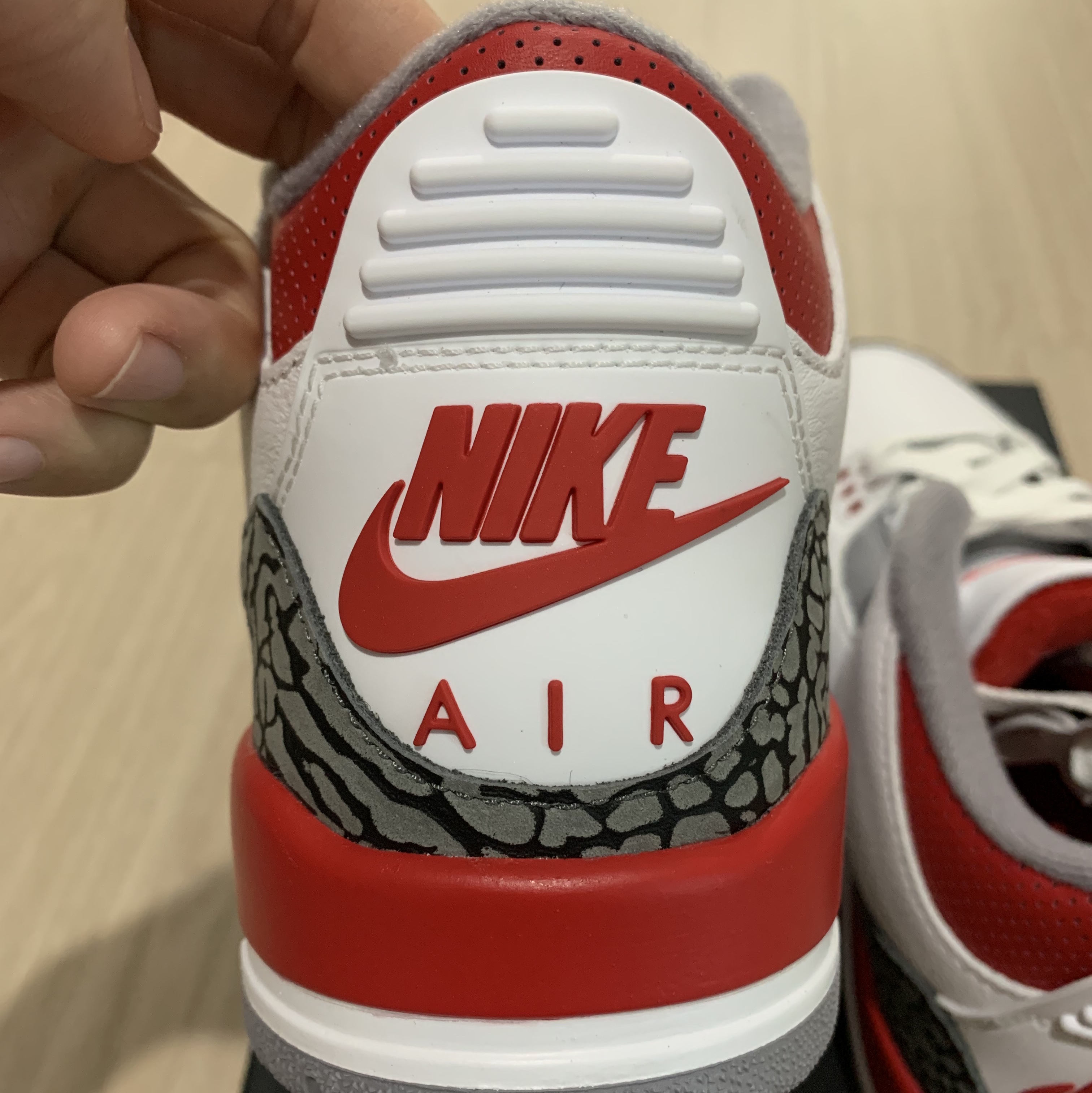 Jordan 3 Retro Fire Red 2022 착용 스타일 - 4