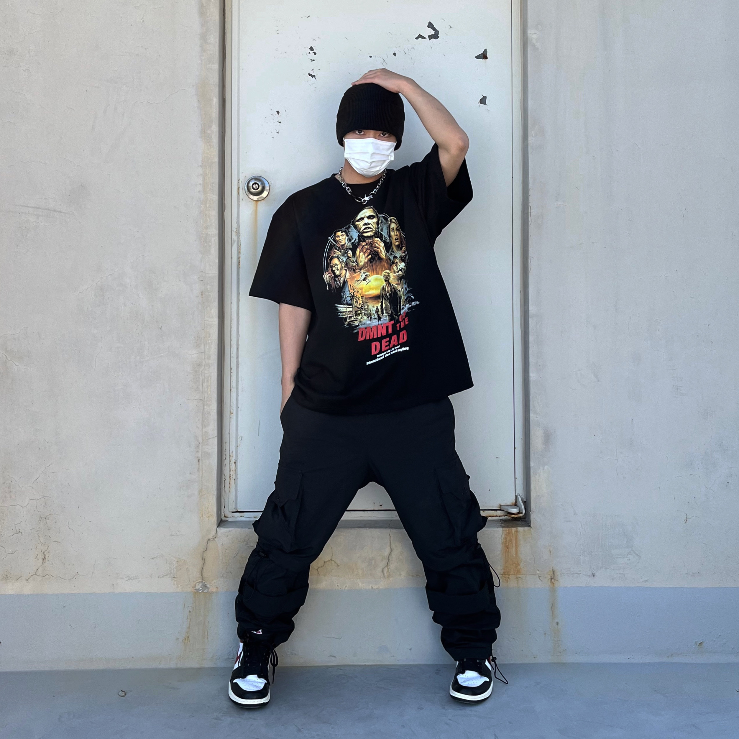 Our Legacy Ladon Brass Keychain Matte Nickel, Jordan 1 Retro High OG Gym Red 착용 스타일
