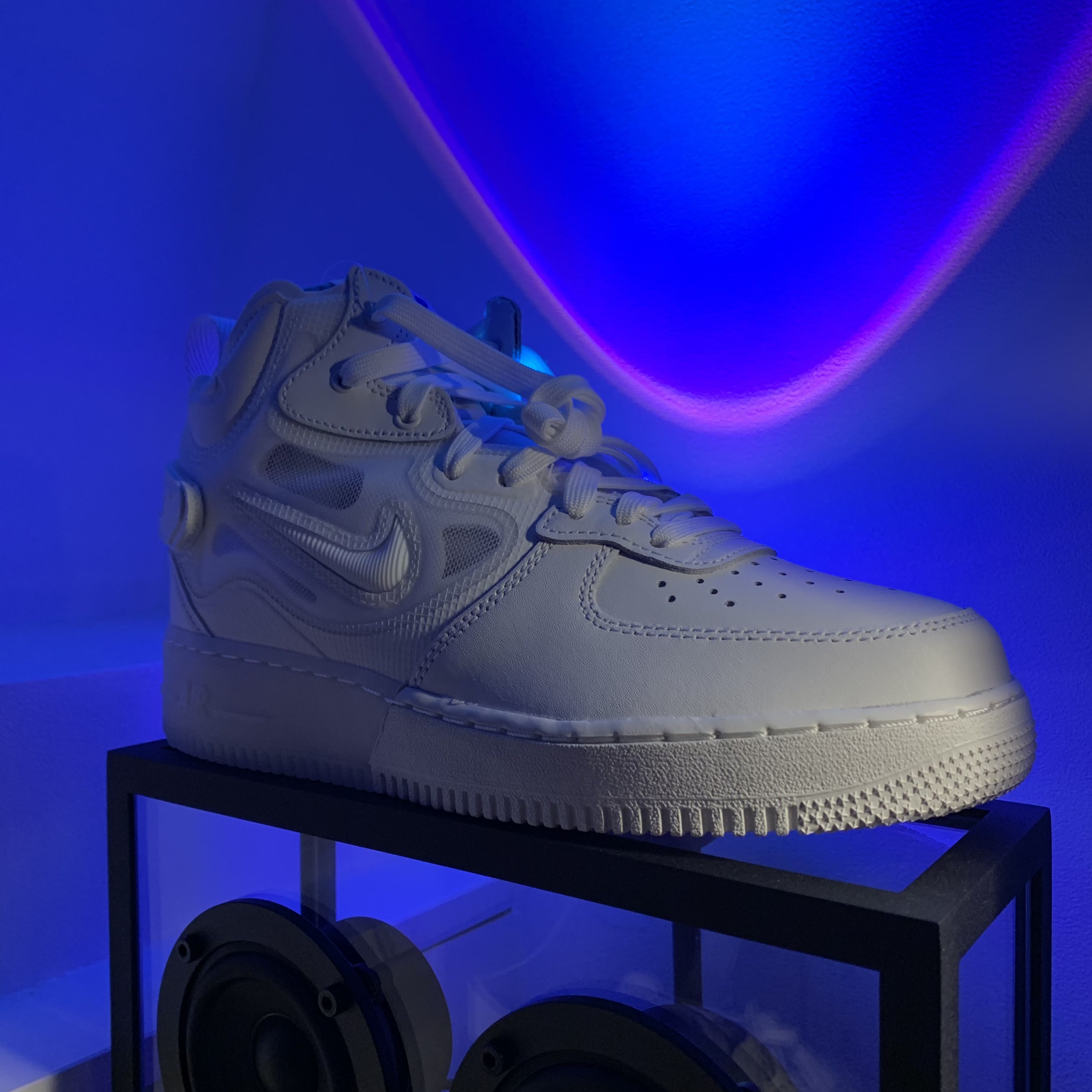 Nike Air Force 1 Mid React Summit White 착용 스타일