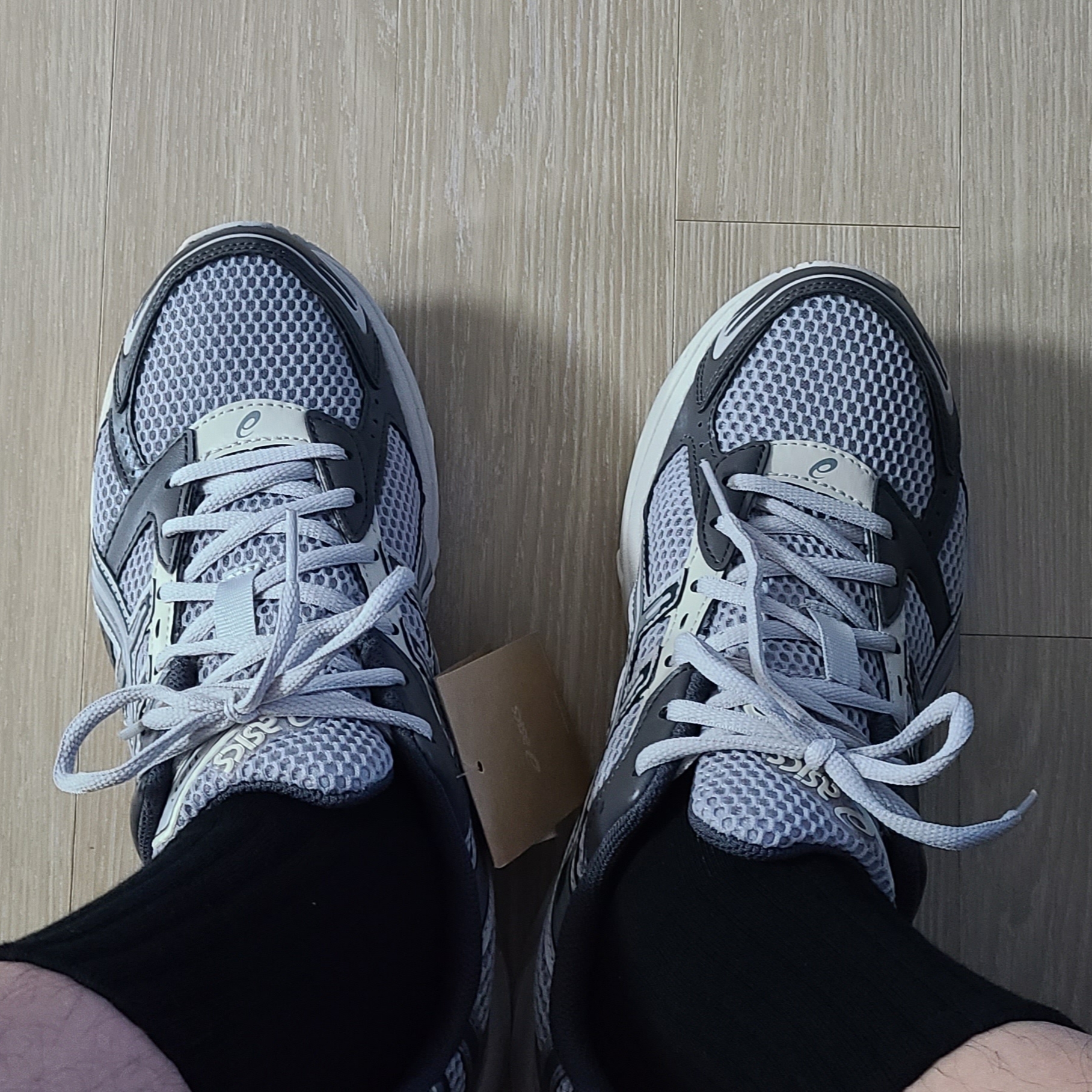 Asics Gel-1130 Oyster Grey Clay Grey 착용 스타일