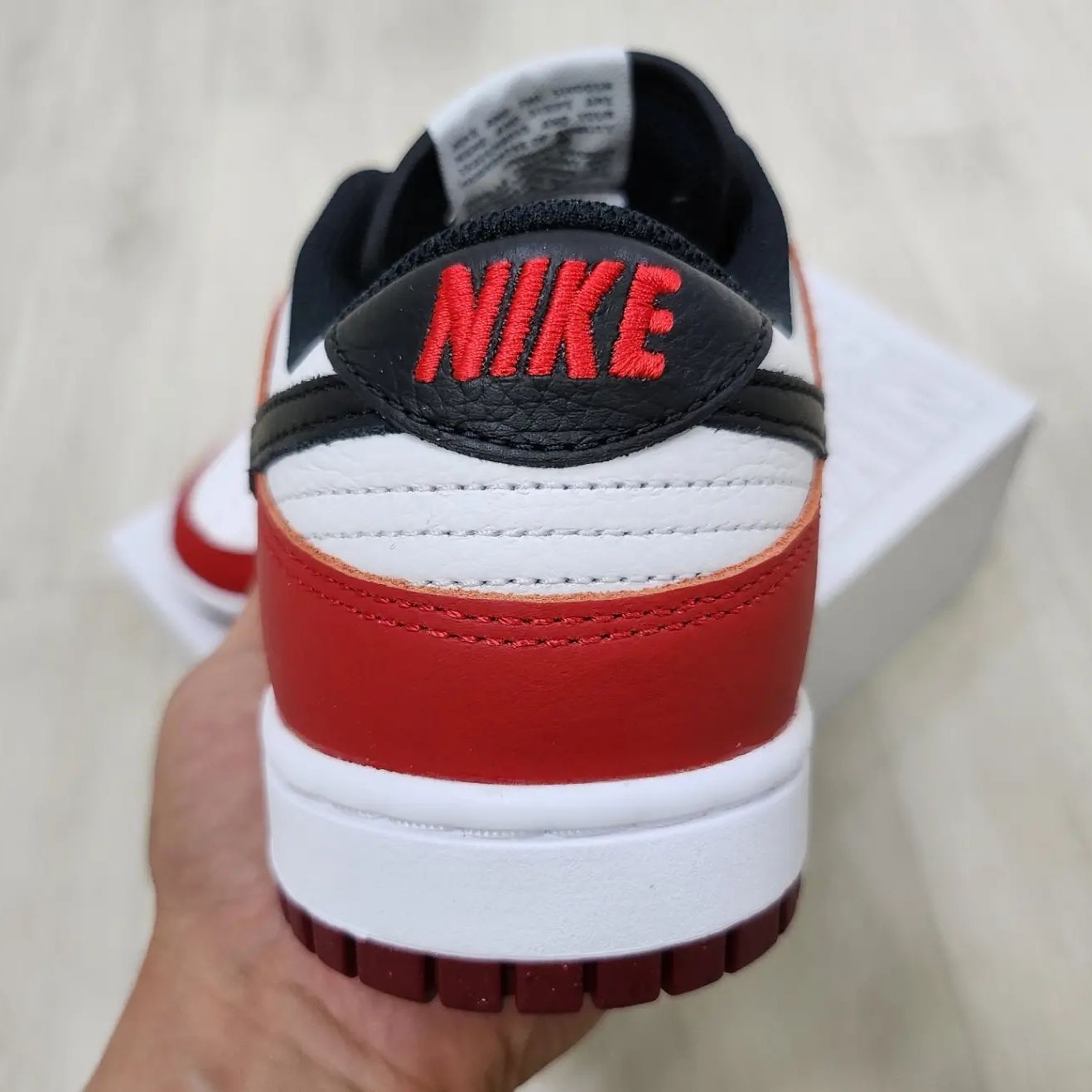 Jordan 1 Low Golf Chicago, Nike SB Dunk Low Pro Chicago 착용 스타일 - 3