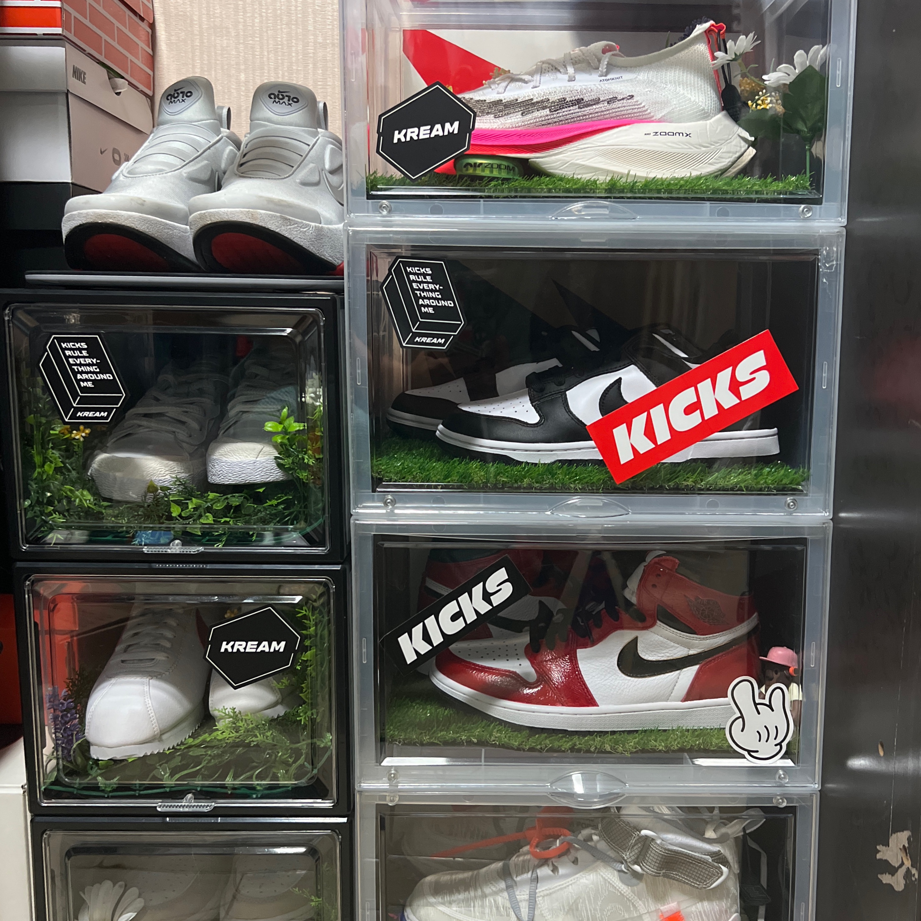 Nike Adapt Auto Max Pure Platinum (KR Charger), Nike x Sacai Blazer Low White Patent Leather 착용 스타일