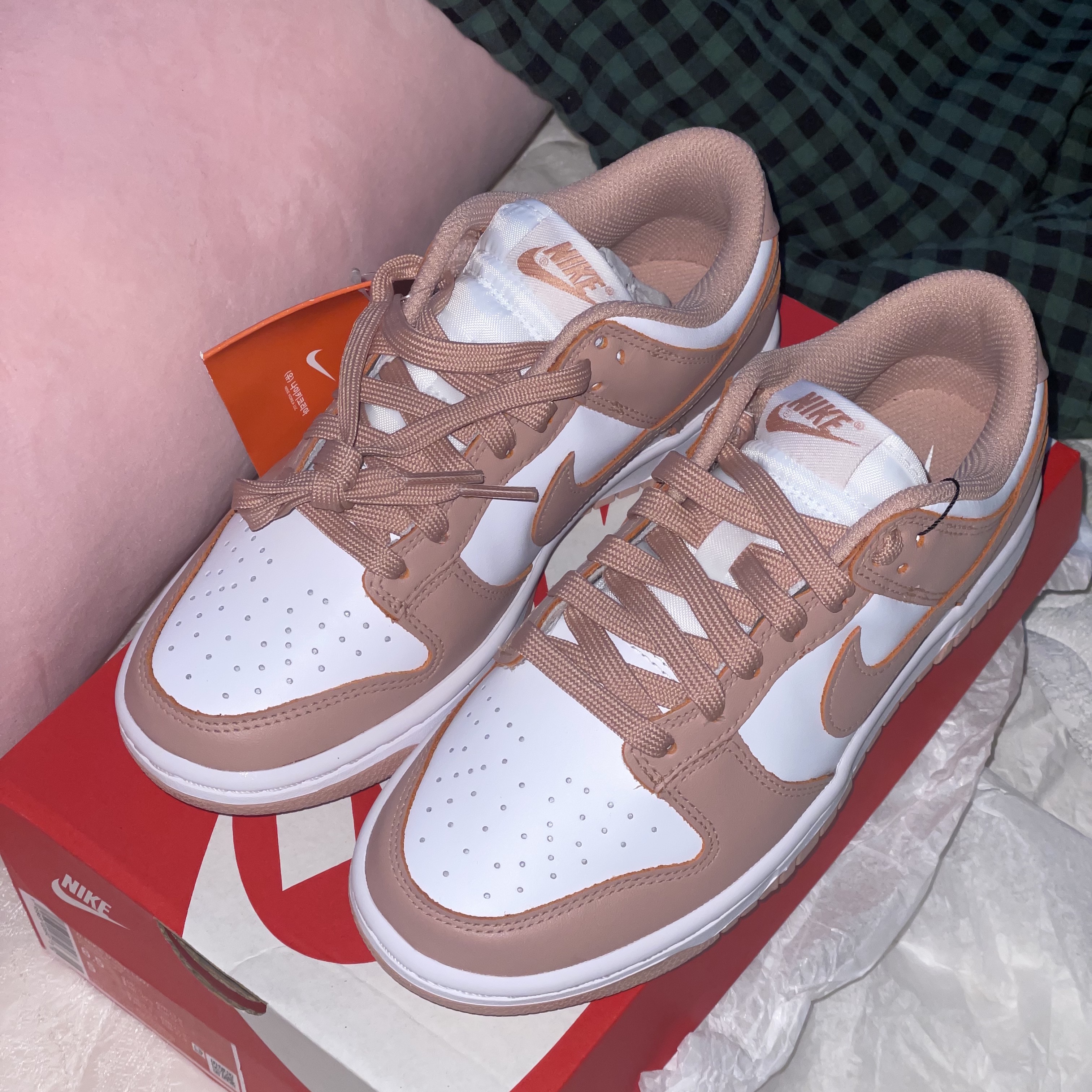 (W) Nike Dunk Low Rose Whisper 착용 스타일