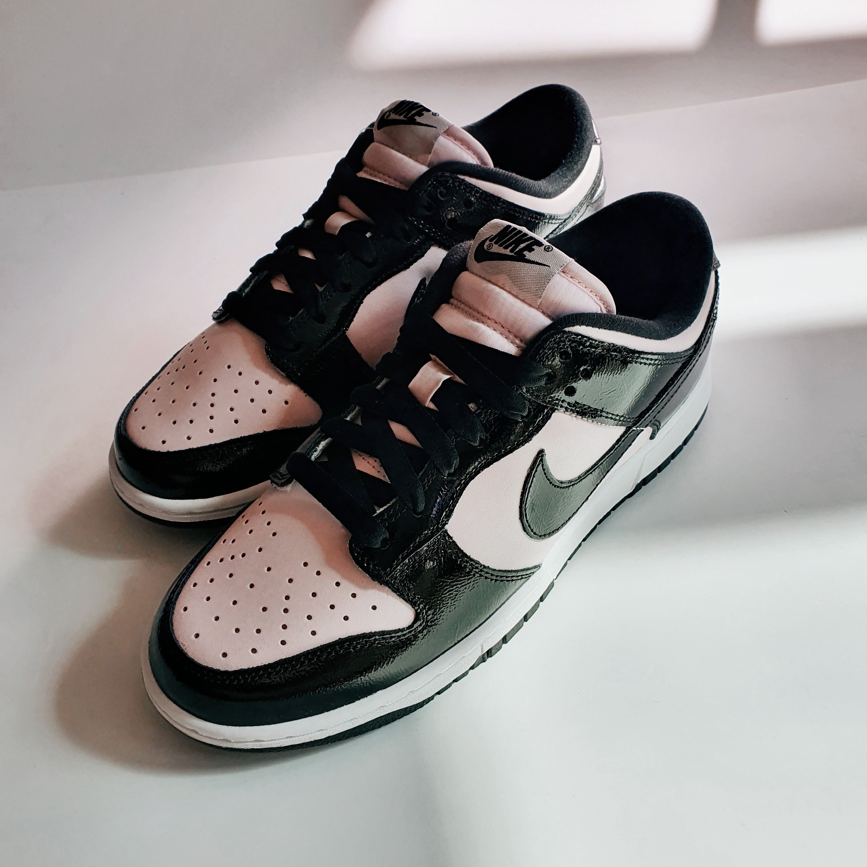 (W) Nike Dunk Low Essential Pink Foam Black 착용 스타일