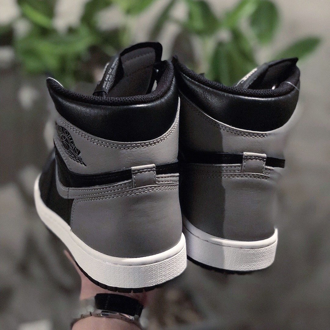Jordan 1 Retro High OG Shadow 2018 착용 스타일 - 2