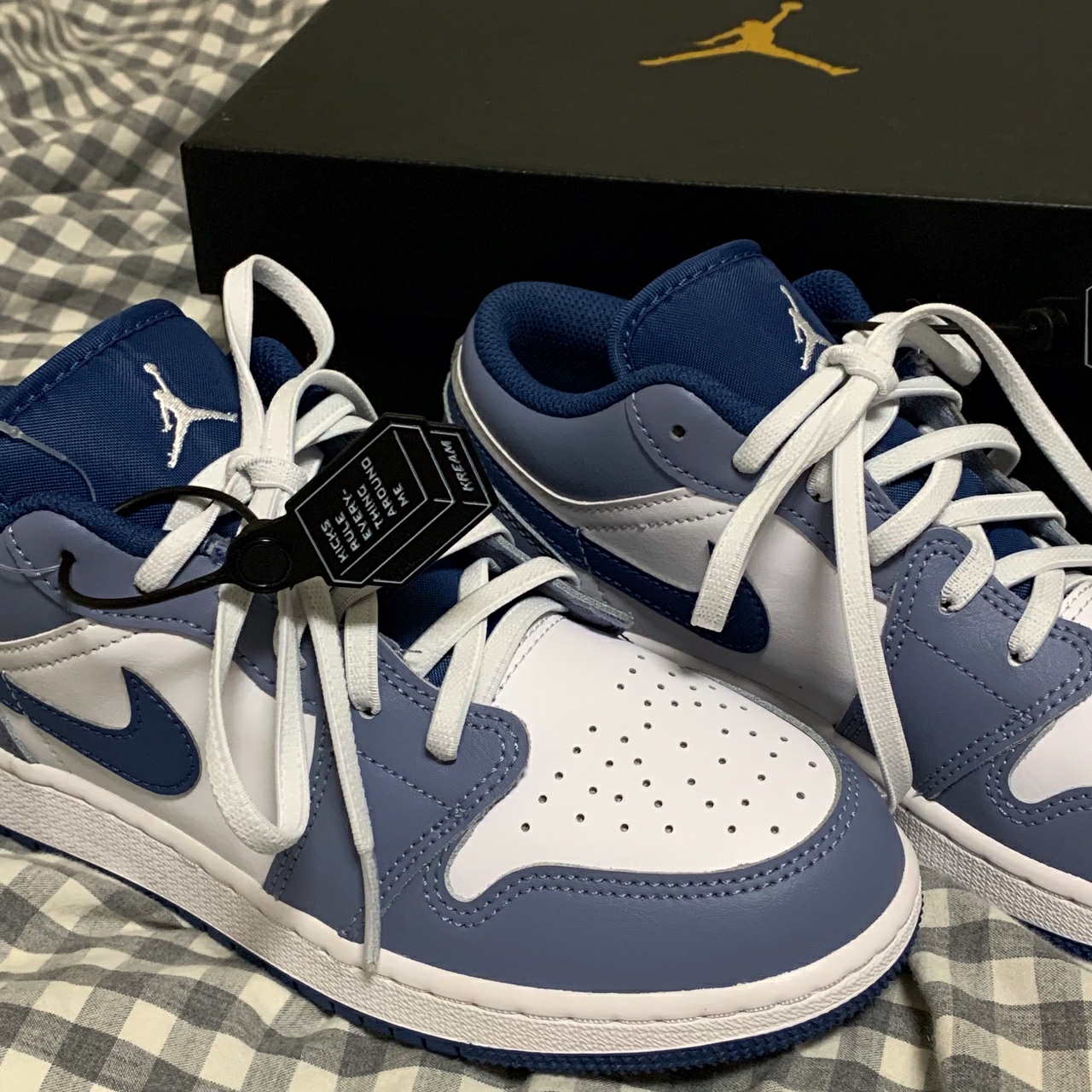 (GS) Jordan 1 Low SE Ashen Slate and Mystic Navy 착용 스타일