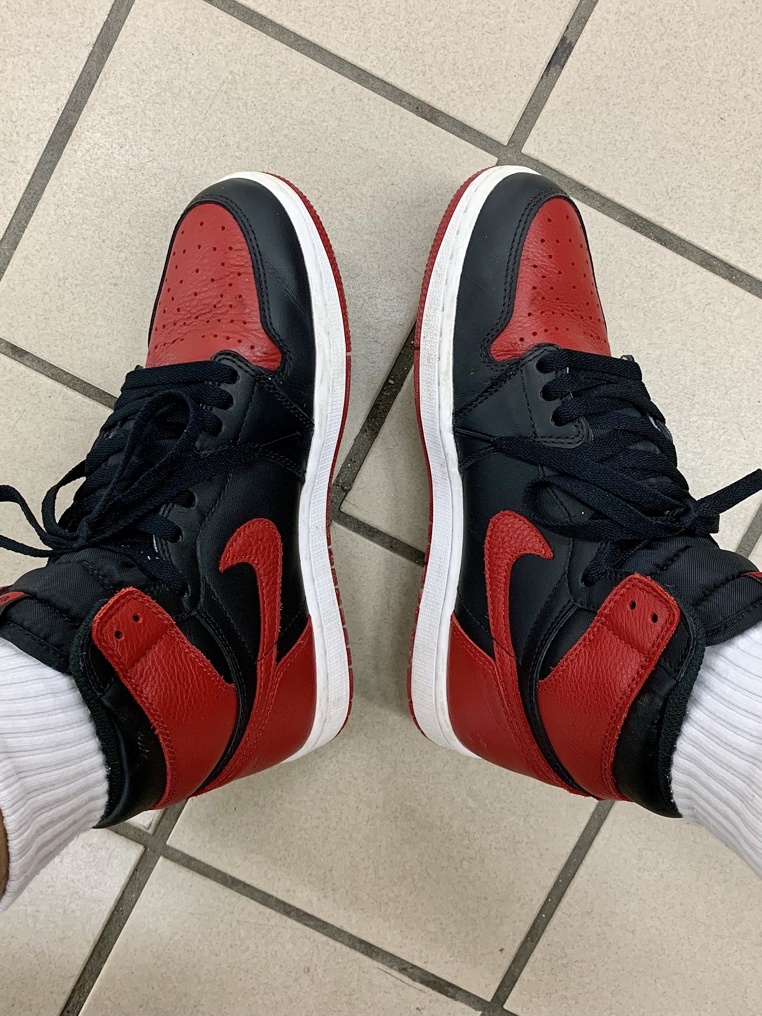 Jordan 1 Retro High OG Bred Banned 2016 착용 스타일 - 2