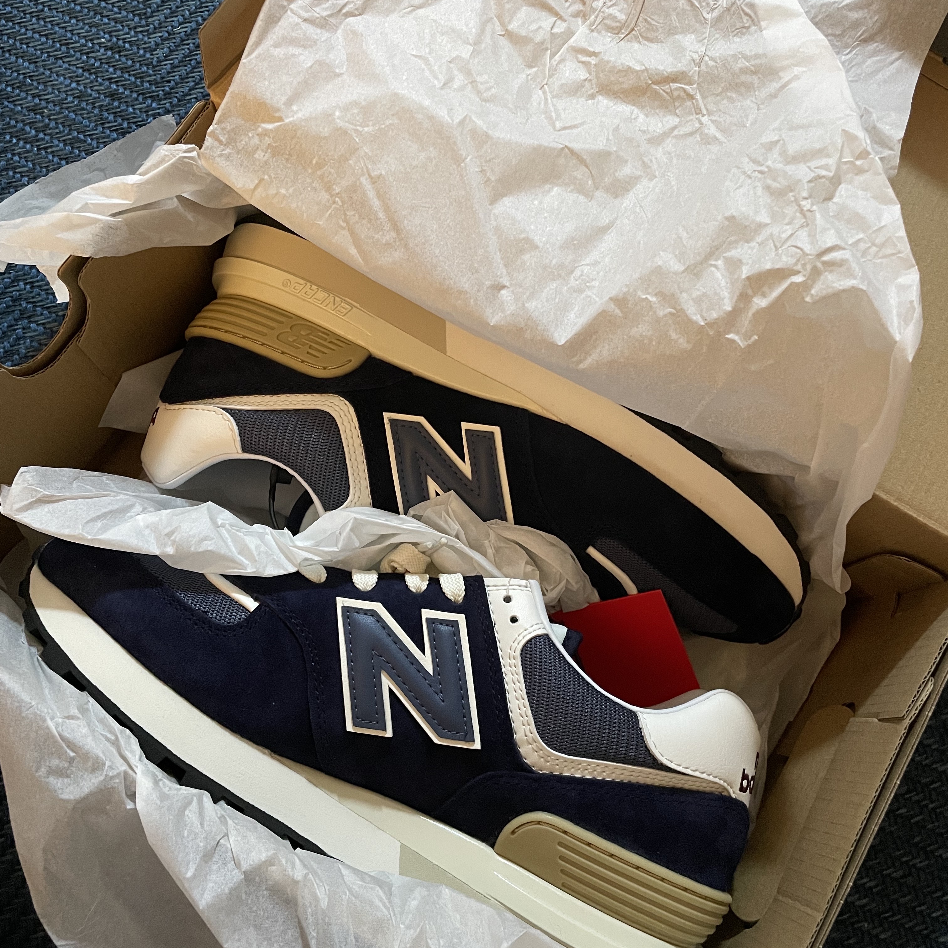 New Balance 574 Legacy Navy 착용 스타일