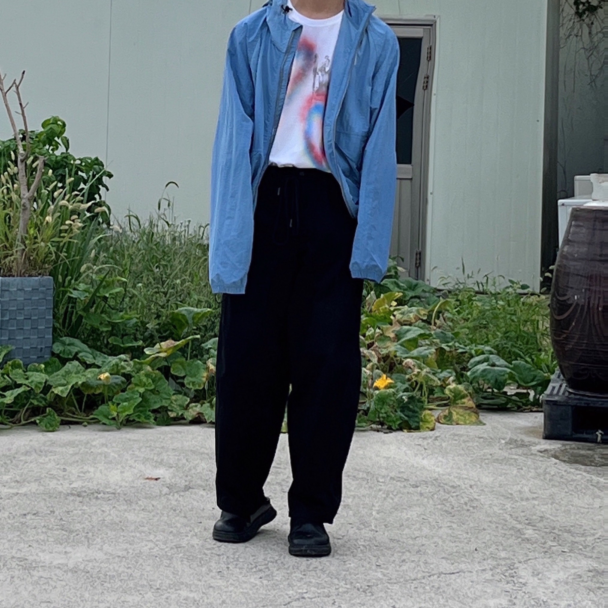 Stussy Wave Dye Beach Shell Jacket Laguna Blue 착용 스타일 - 2