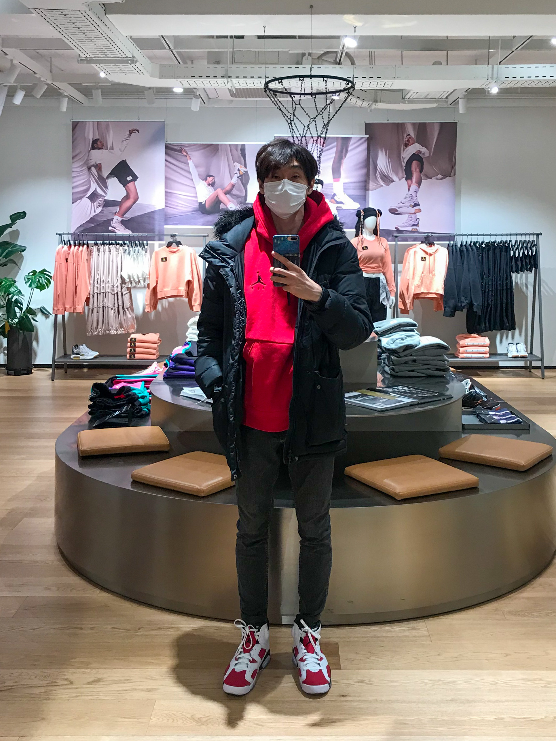 Jordan 6 Retro Carmine 2021 착용 스타일 - 1