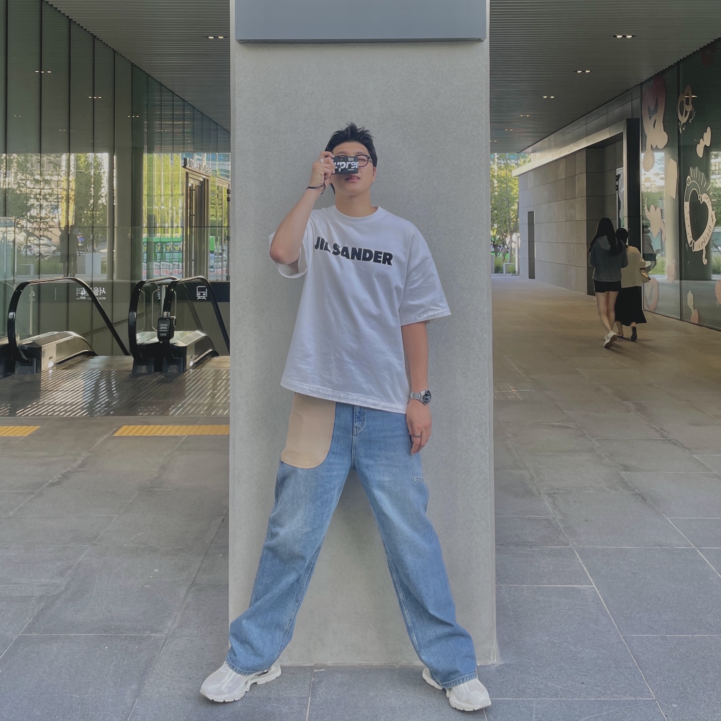 Jil Sander Logo T-Shirt Natural - 22FW 착용 스타일