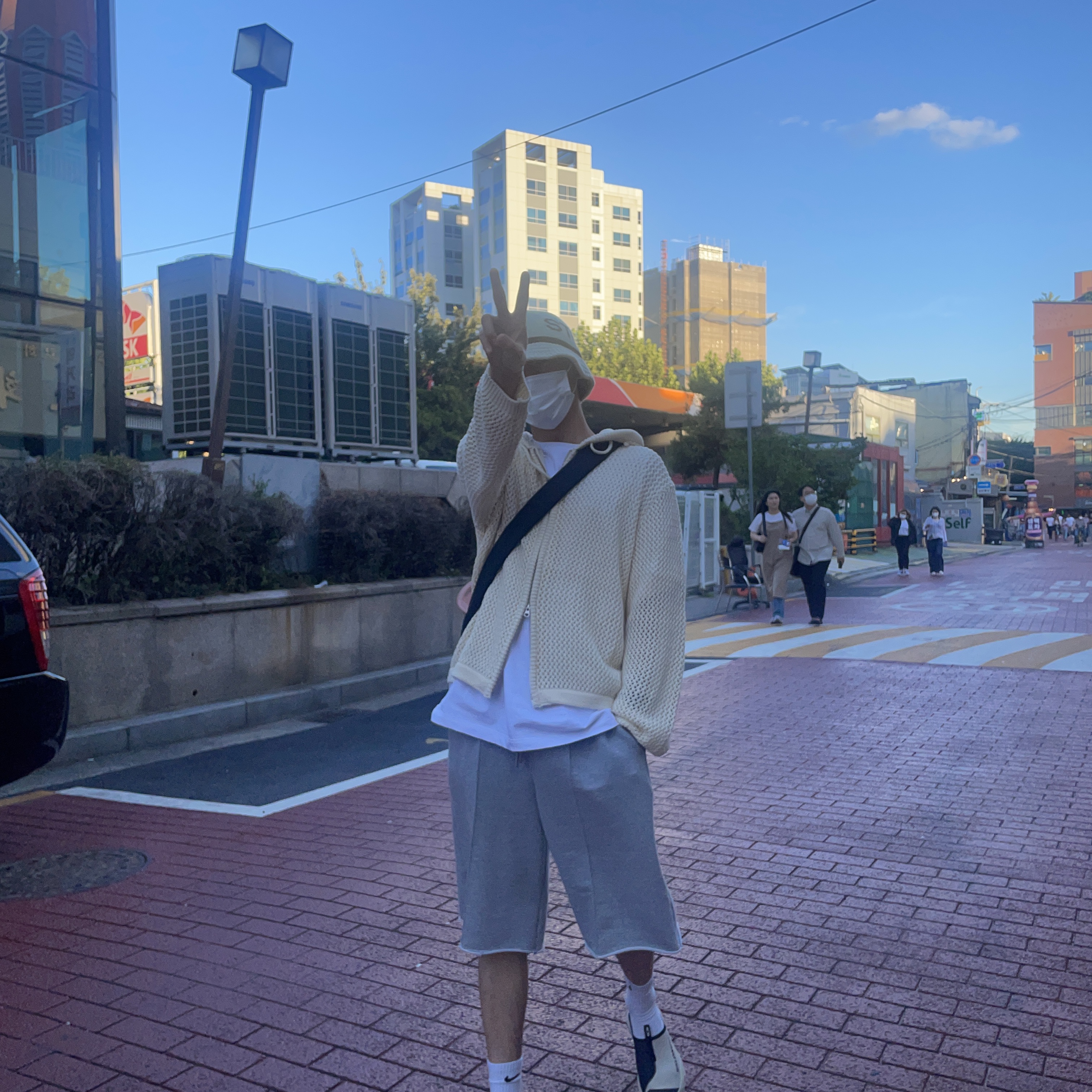 Stussy Jacquard Knit Bucket Hat Natural 착용 스타일 - 1