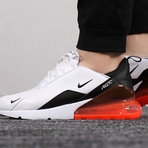 Nike Air Max 270 Golf White Cool Grey 착용 스타일