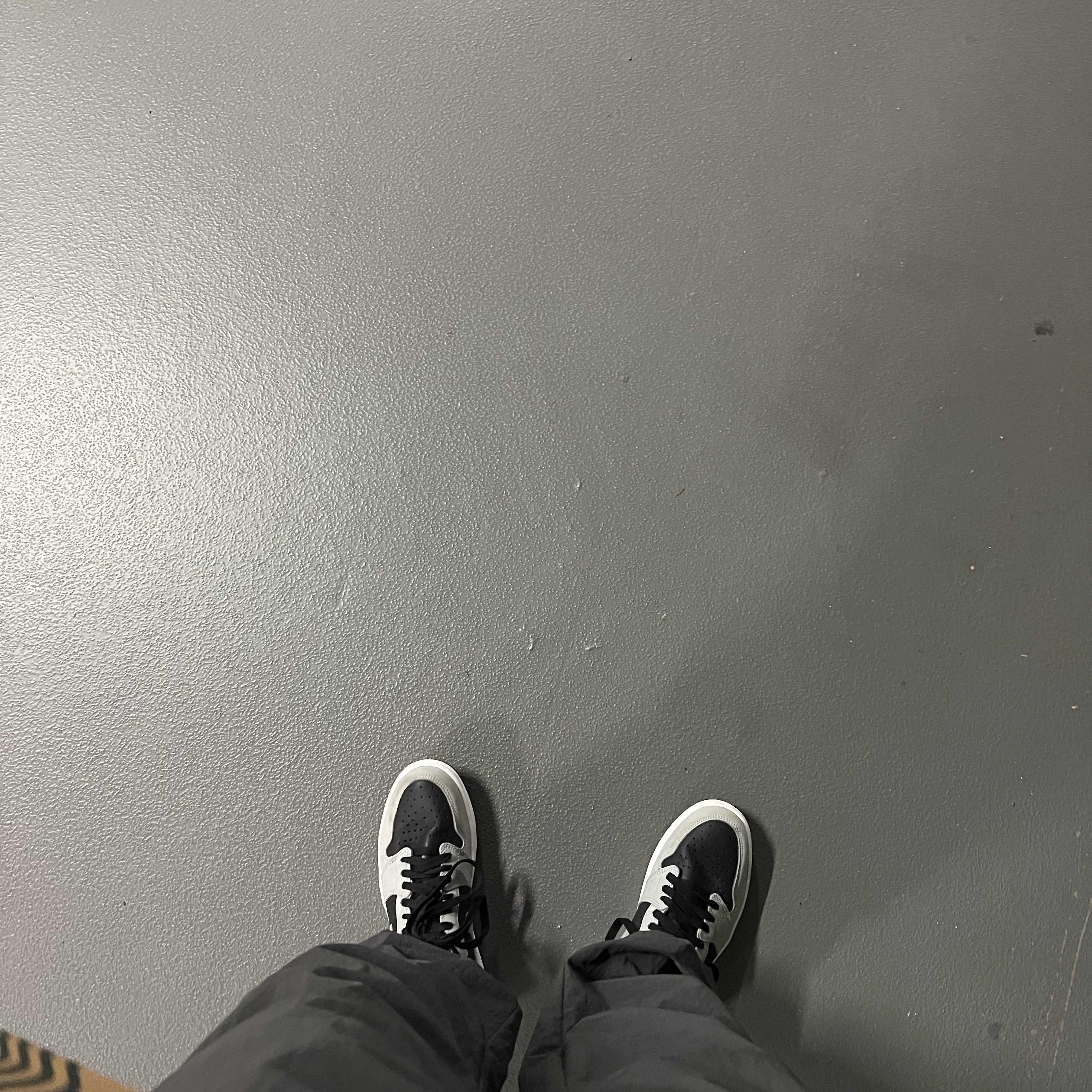 Jordan 1 Retro High OG Shadow 2.0 착용 스타일 - 1