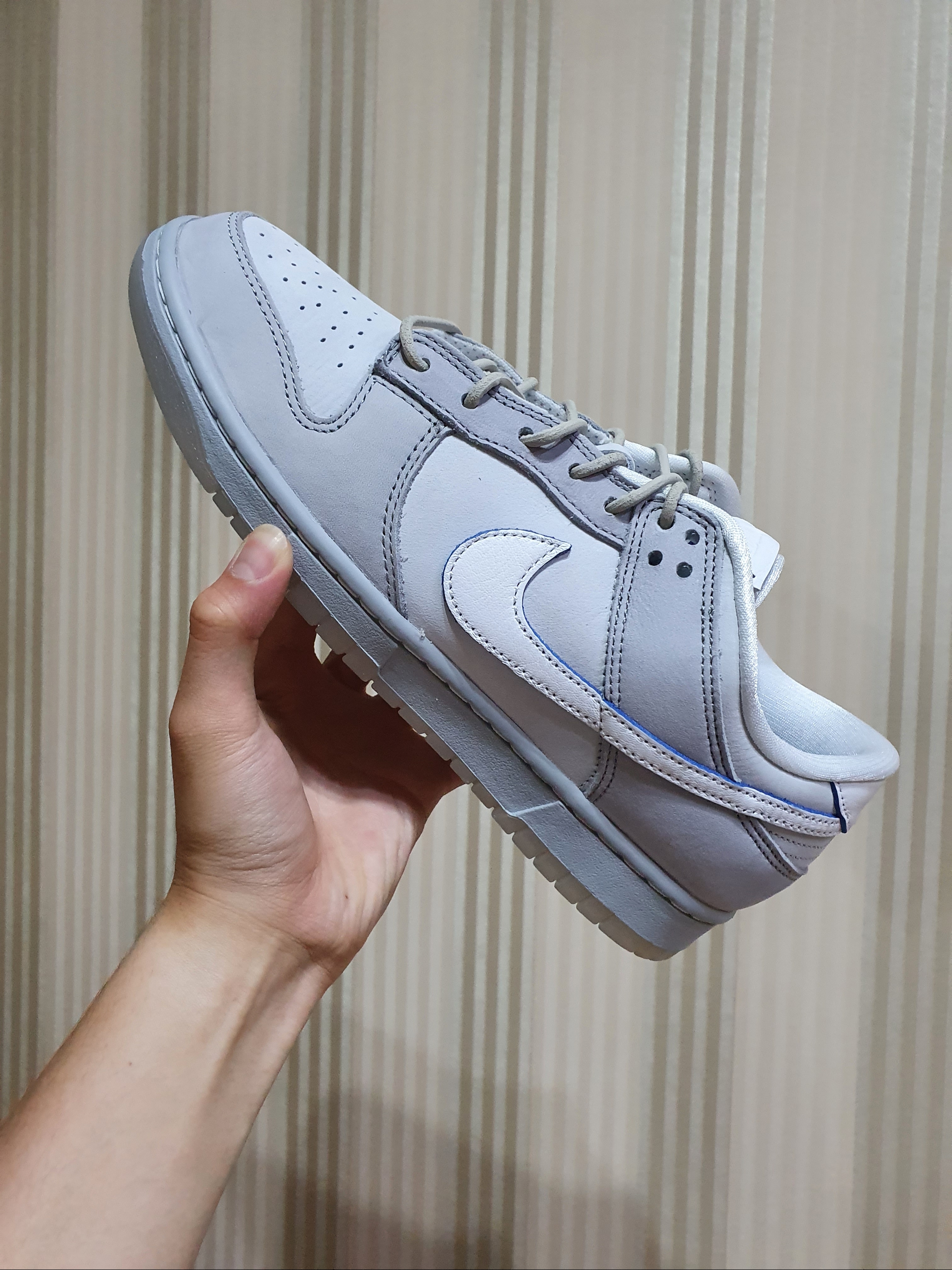 Nike Dunk Low Wolf Grey and Pure Platinum 착용 스타일 - 1