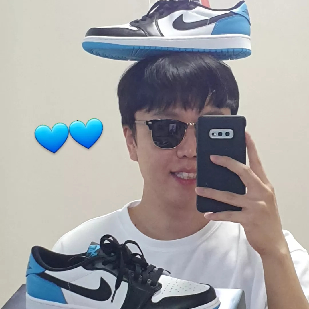 Jordan 1 Retro Low OG Black and Dark Powder Blue, IAB Studio T-Shirt White Navy - 22FW 착용 스타일 - 2