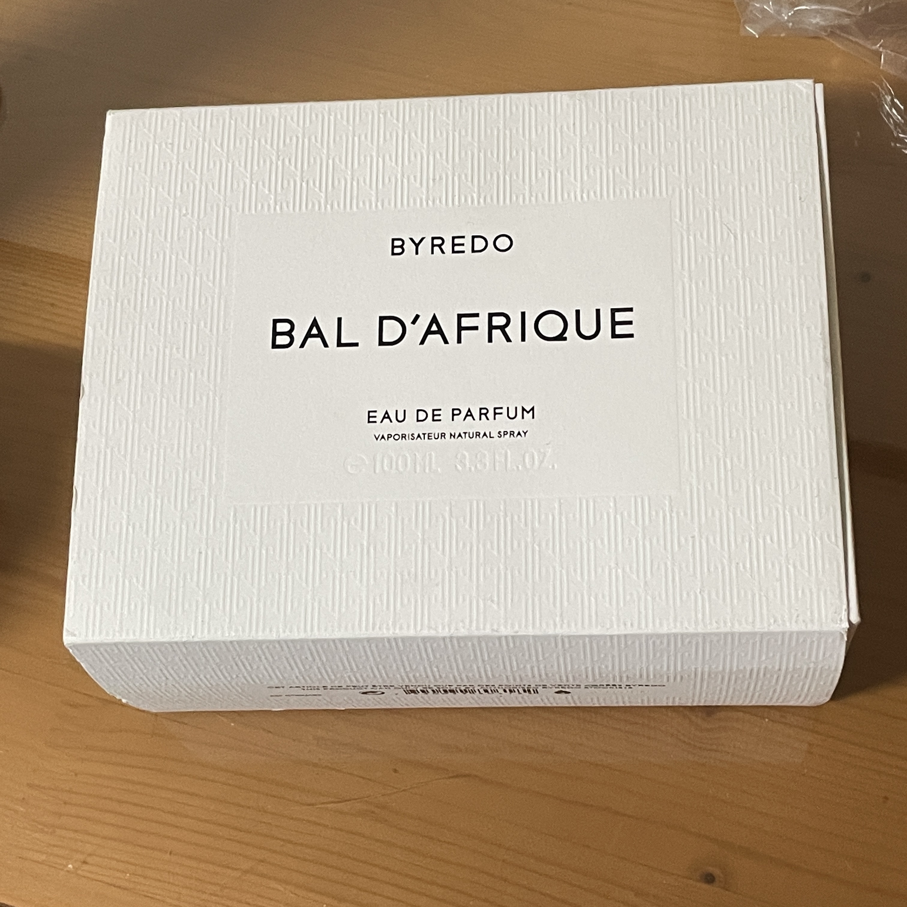 Byredo Bal d'Afrique Eau De Parfum 100ml 착용 스타일 - 1