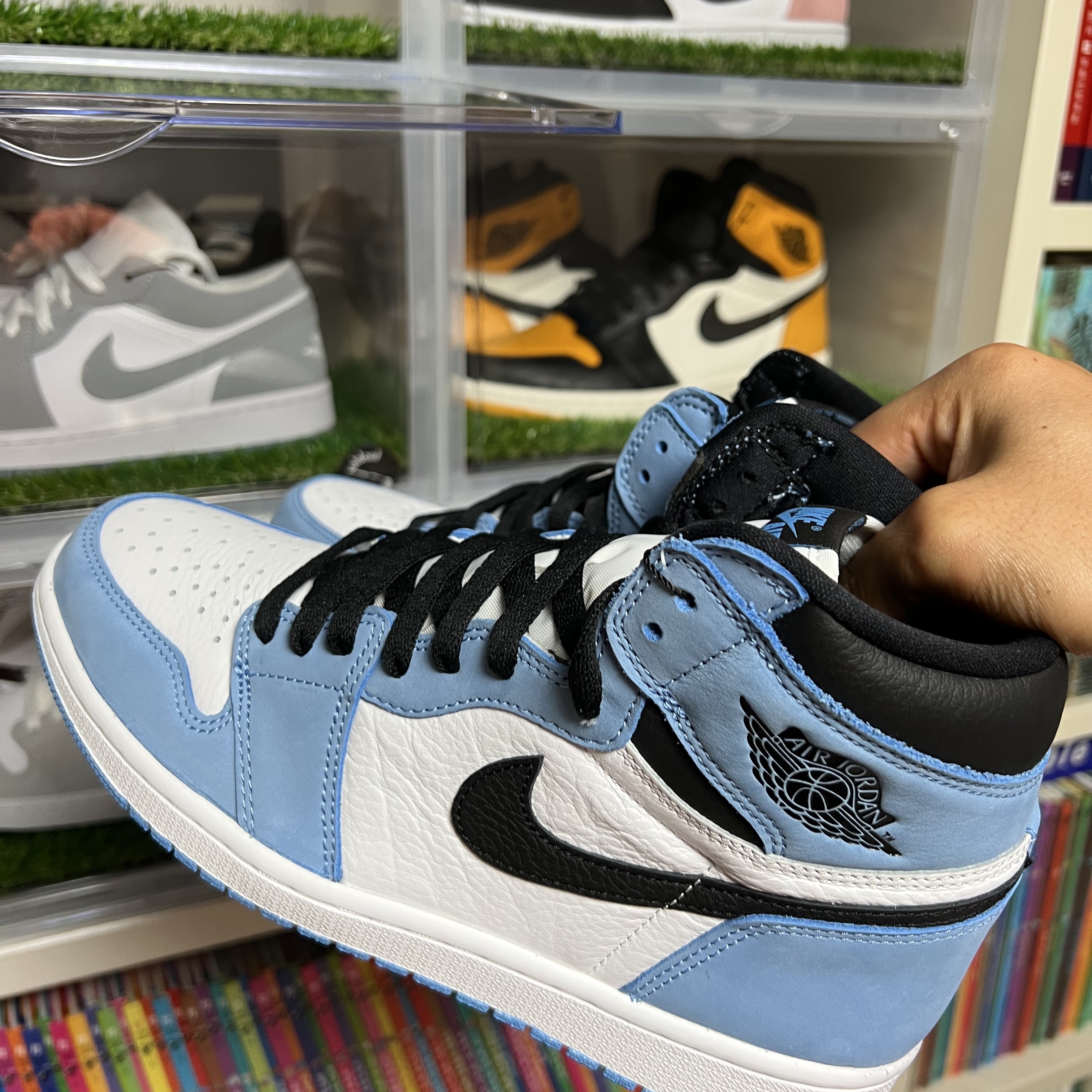 Jordan 1 Retro High OG University Blue 착용 스타일