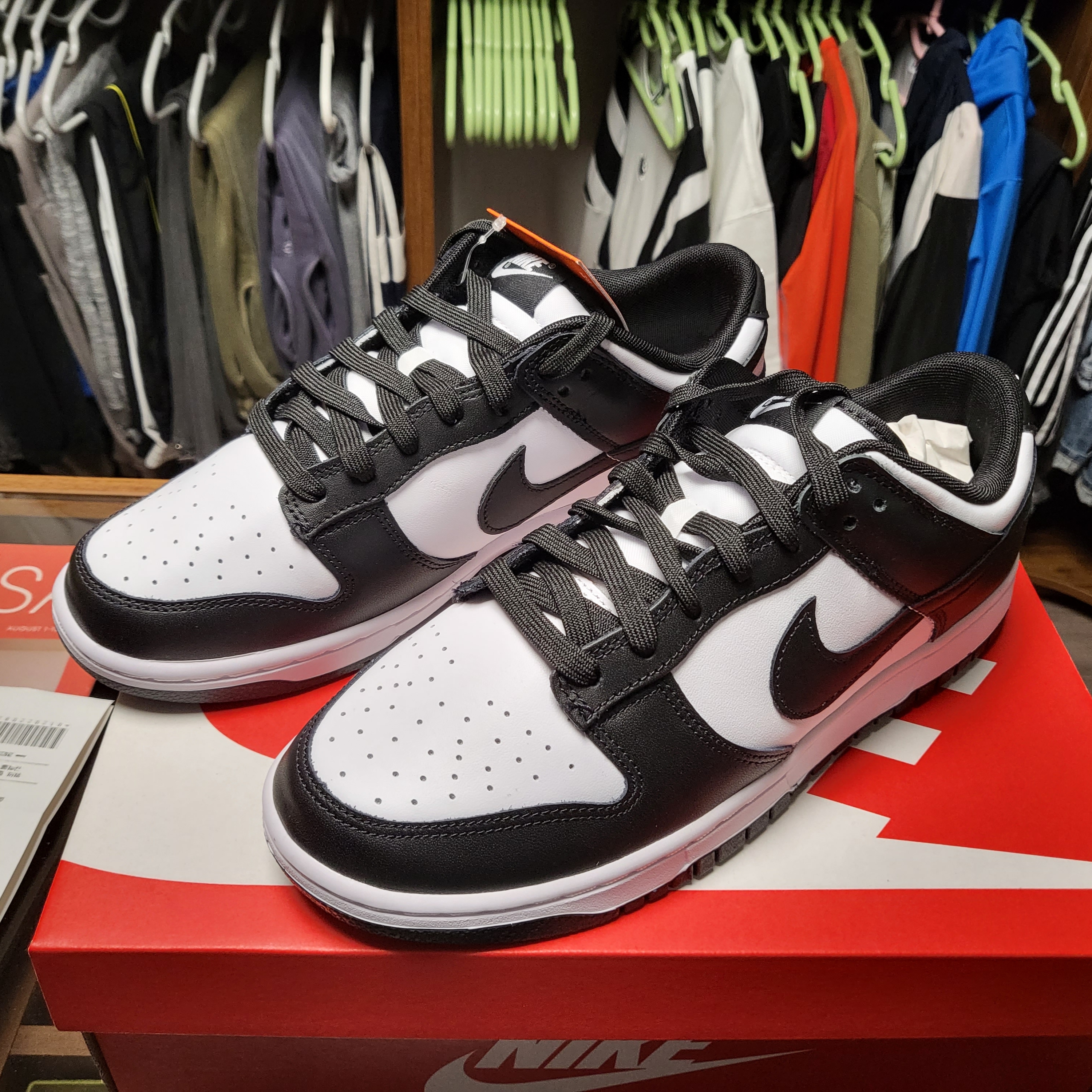 Nike Dunk Low Retro Black 착용 스타일