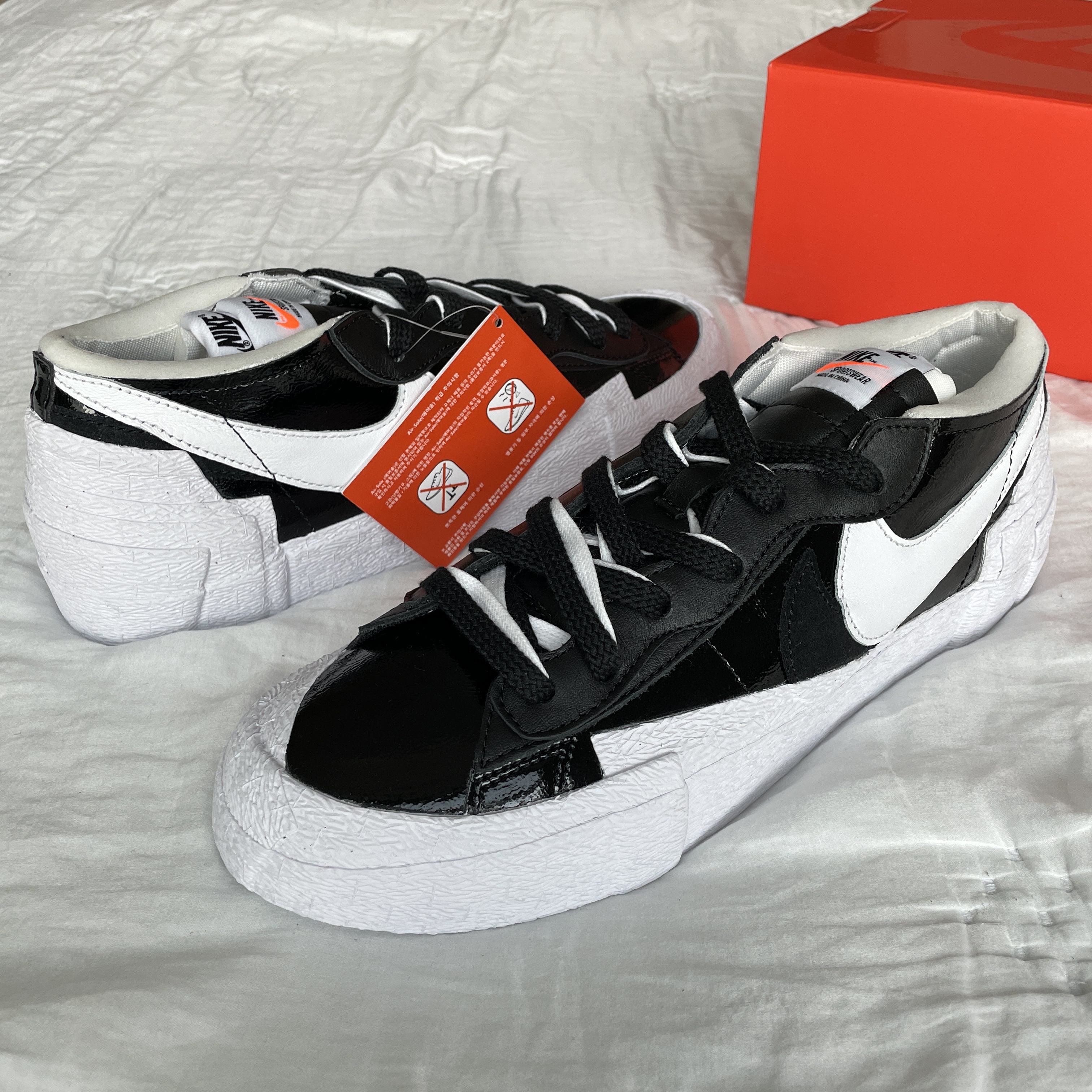 Nike x Sacai Blazer Low Black Patent Leather 착용 스타일