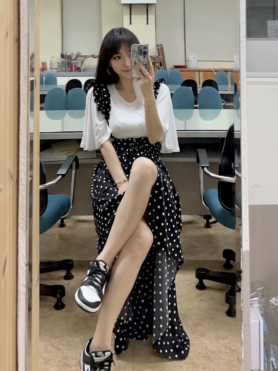 (W) Nike Dunk Low Black, Nike Dunk Low Retro Black 착용 스타일 - 1