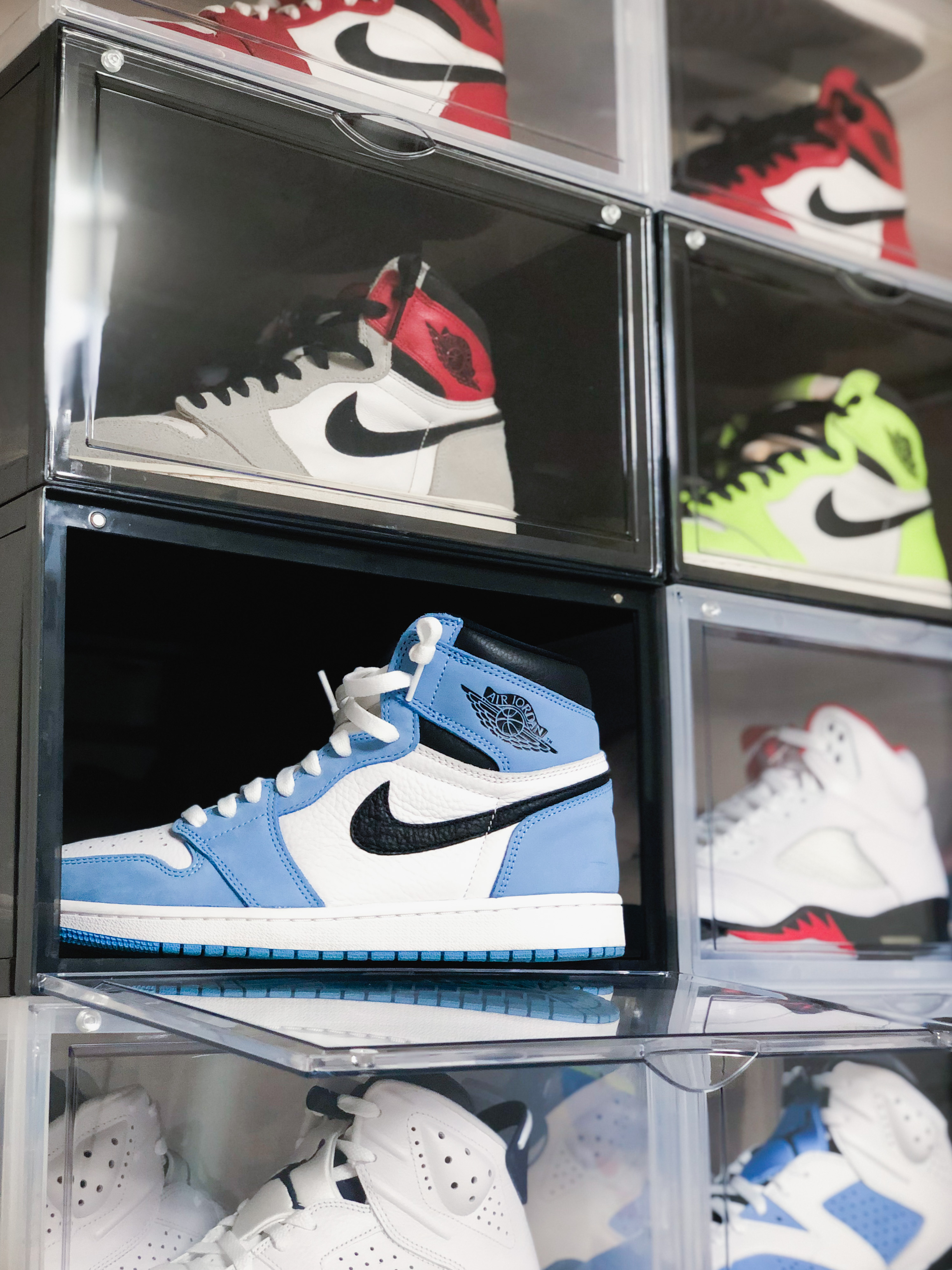Jordan 1 Retro High OG University Blue, Jordan 1 Retro High OG Light Smoke Grey 착용 스타일 - 5