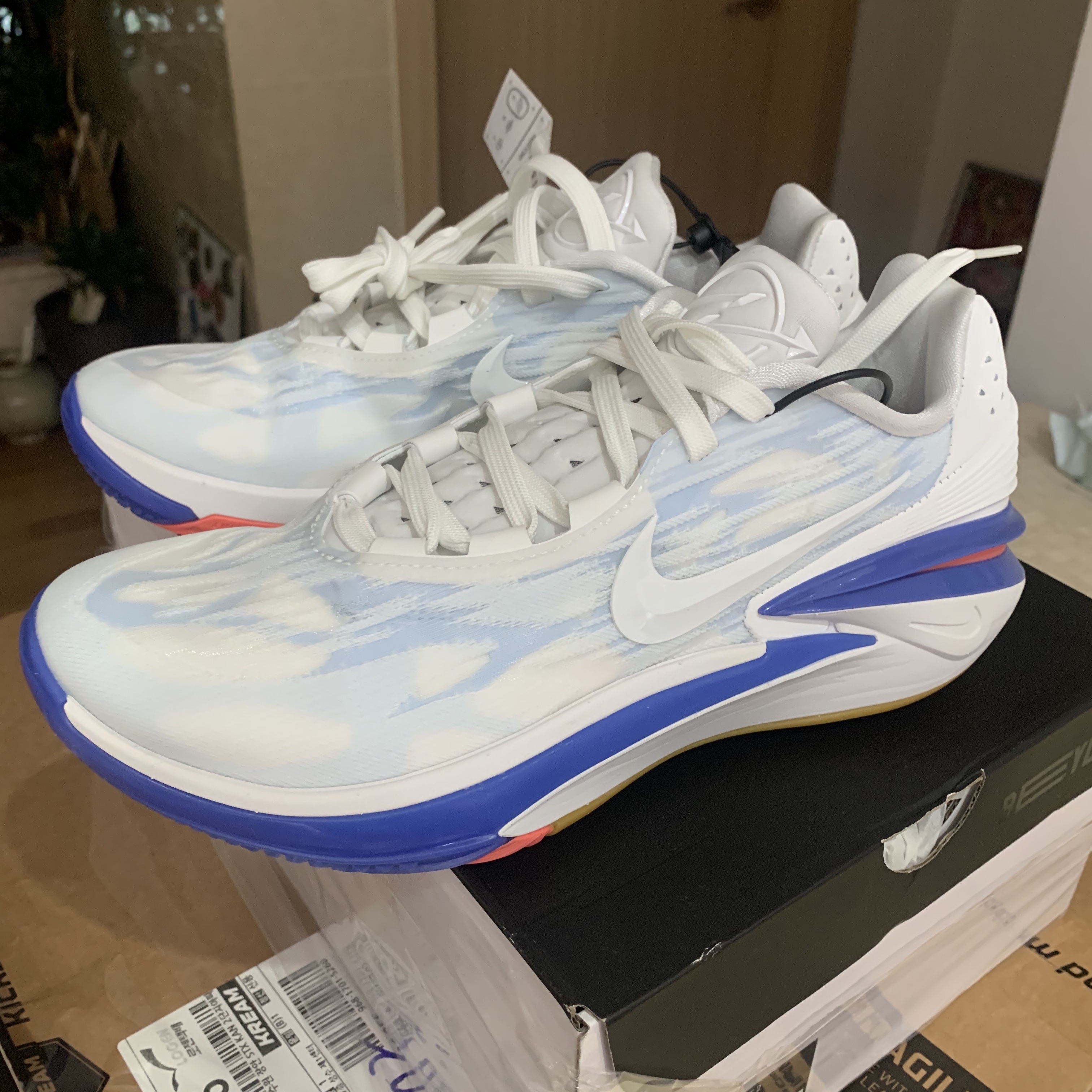 Nike Air Zoom GT Cut 2 Summit White 착용 스타일