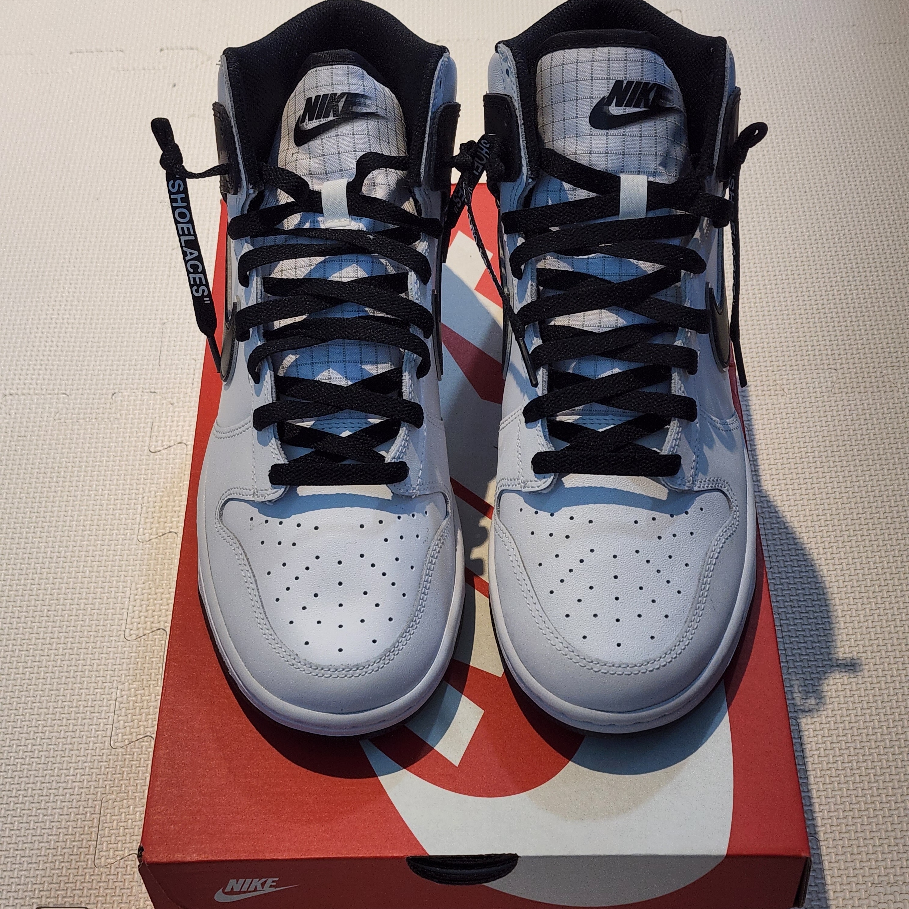 Nike Dunk High Retro SE White Black 착용 스타일 - 2