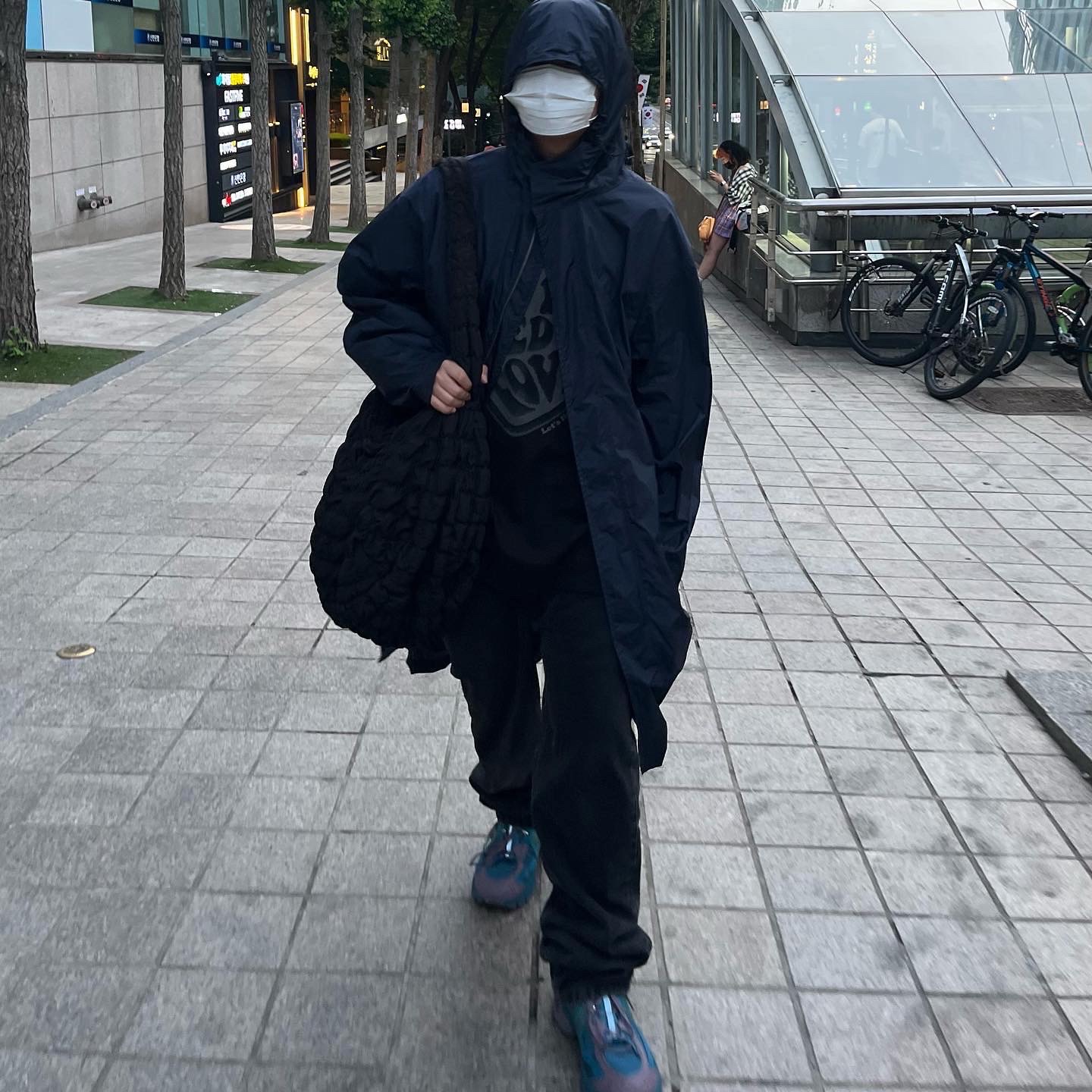 Adidas x DPR Thesia Sync Pack Blue 착용 스타일