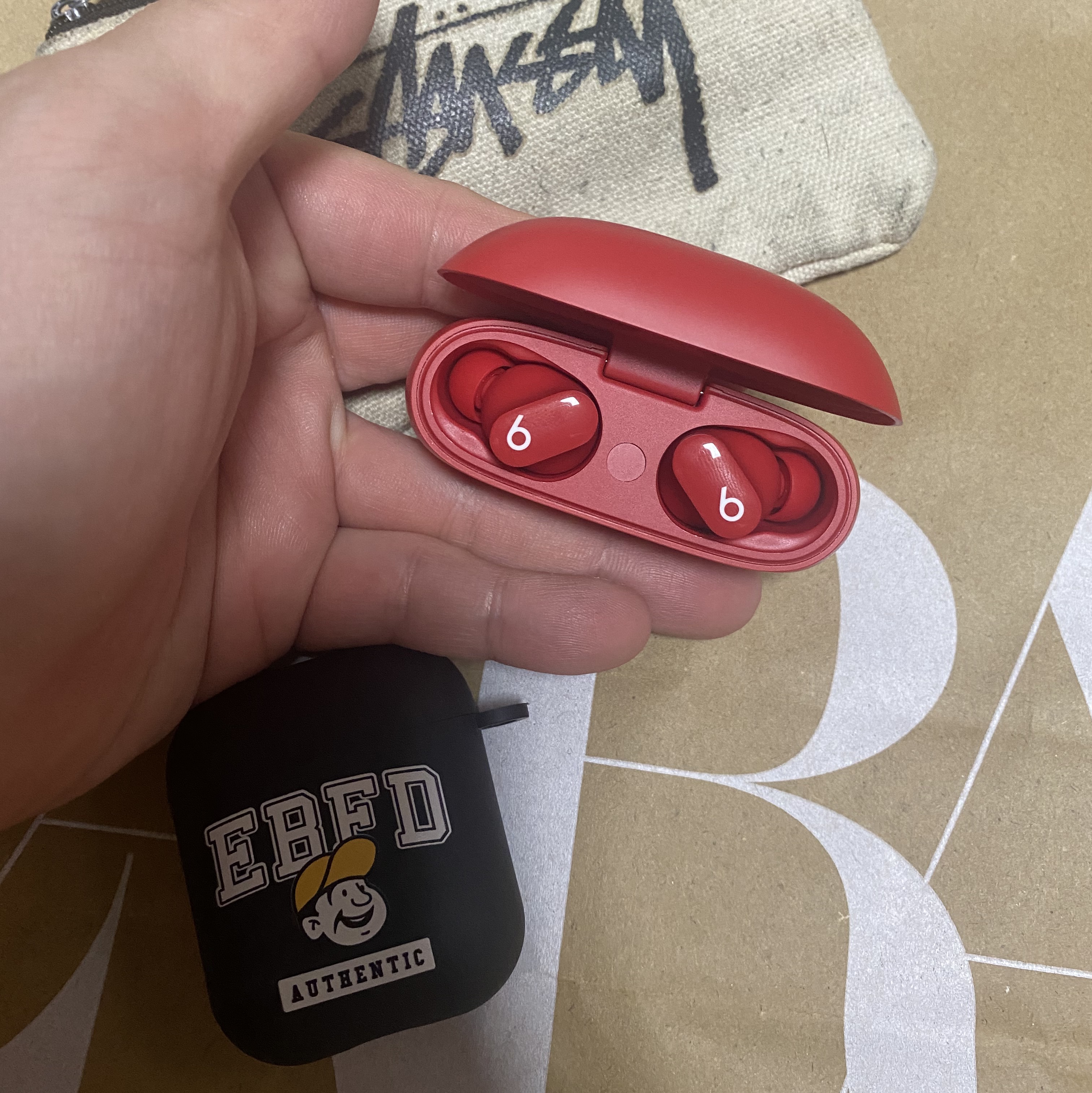Apple AirPods 2nd Gen (Korean Ver.) 착용 스타일 - 2