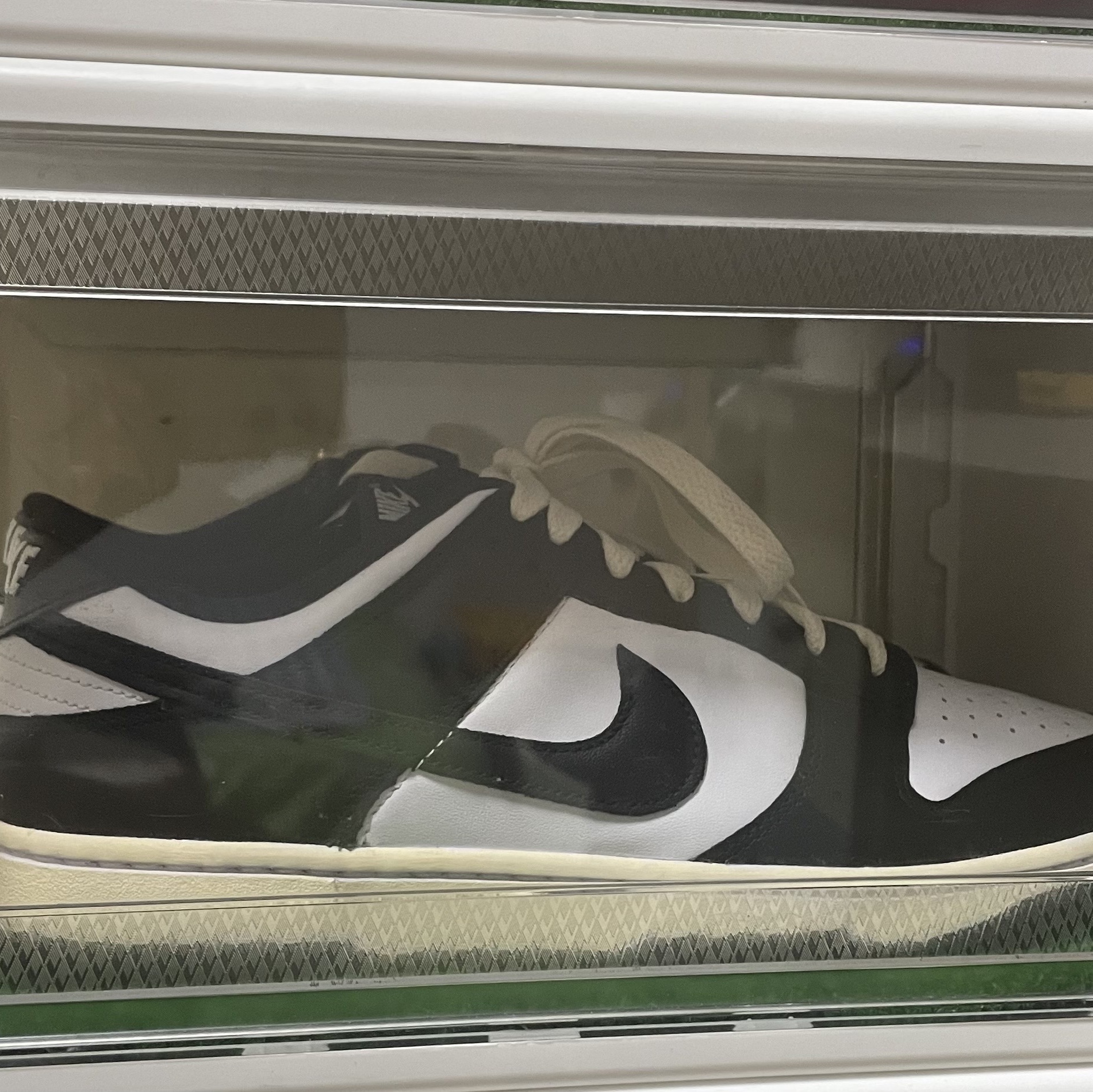 Nike Dunk Low Retro Black 착용 스타일 - 1