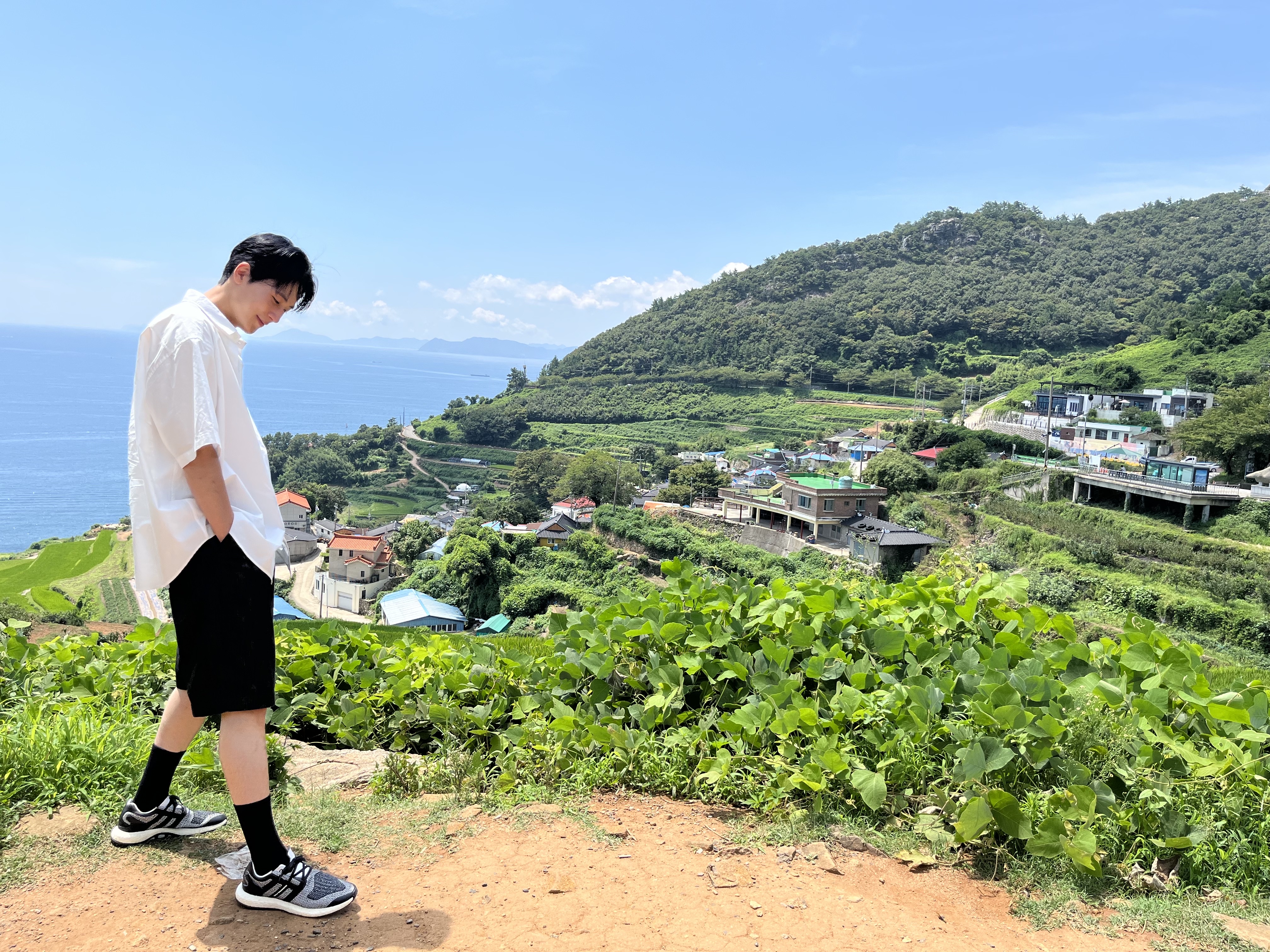 Y-3 Pureboost White Black 착용 스타일