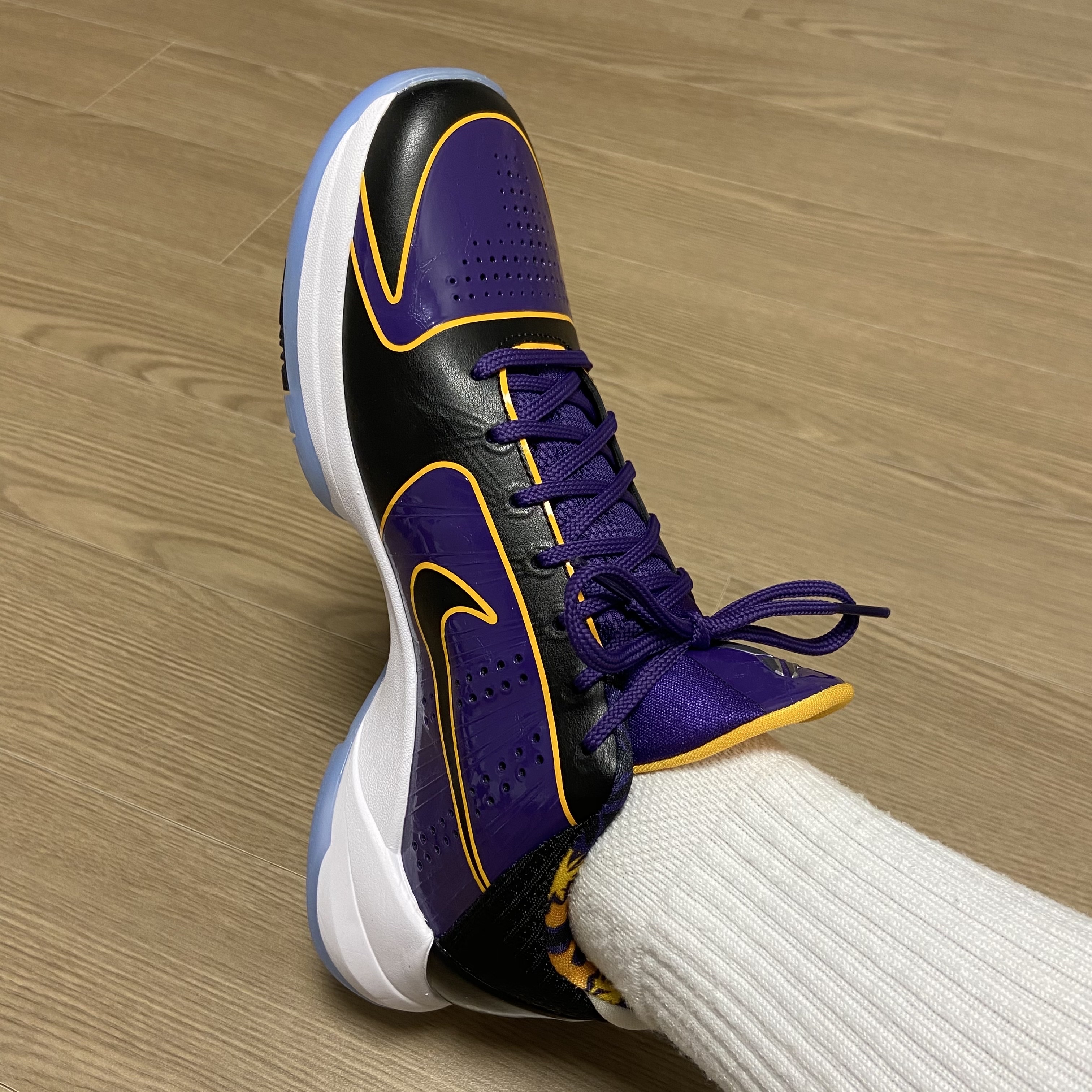 Nike Kobe 5 Protro 5X Champ 착용 스타일
