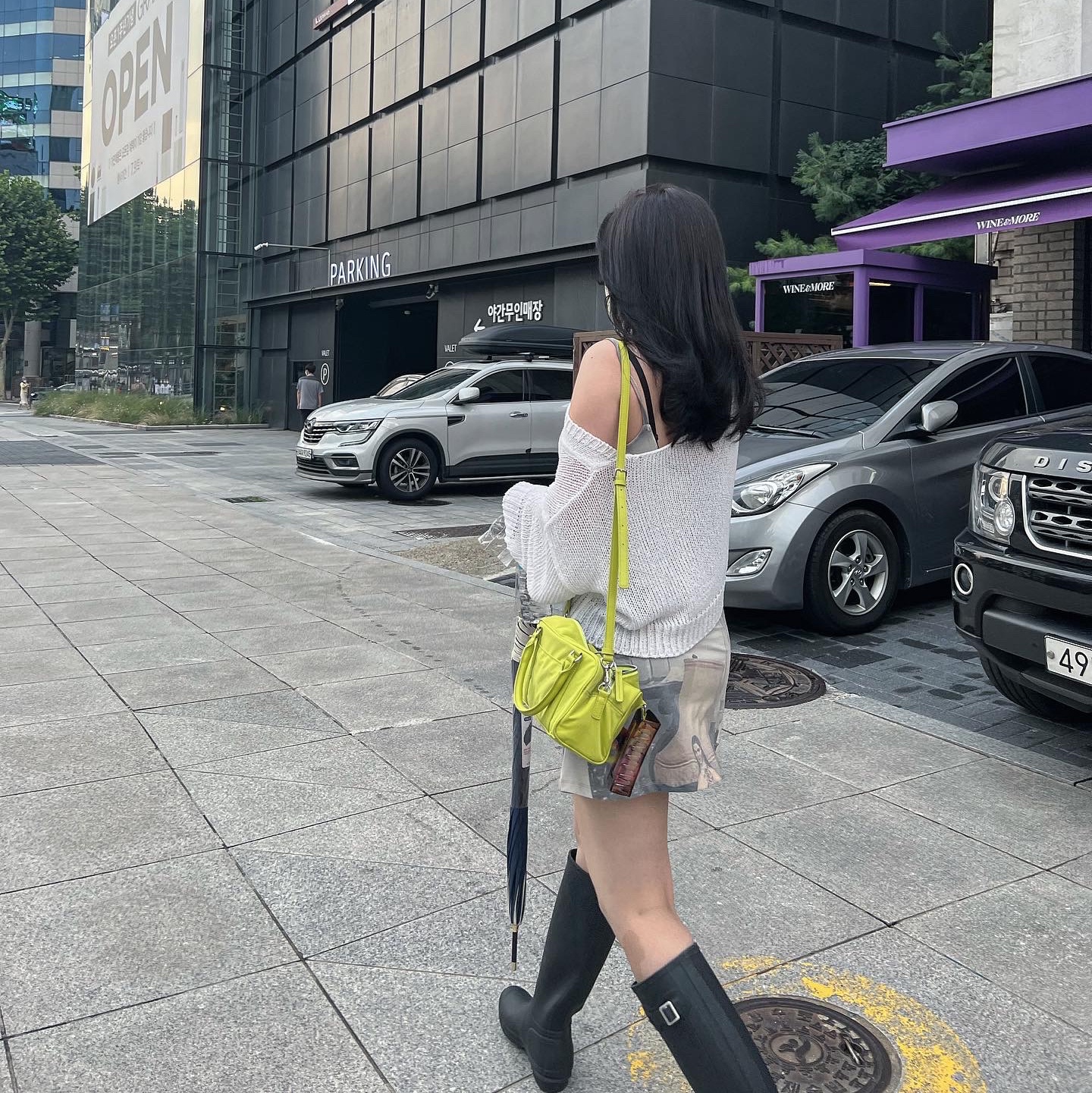 (W) Hunter Original Tall Rain Boots Black 착용 스타일