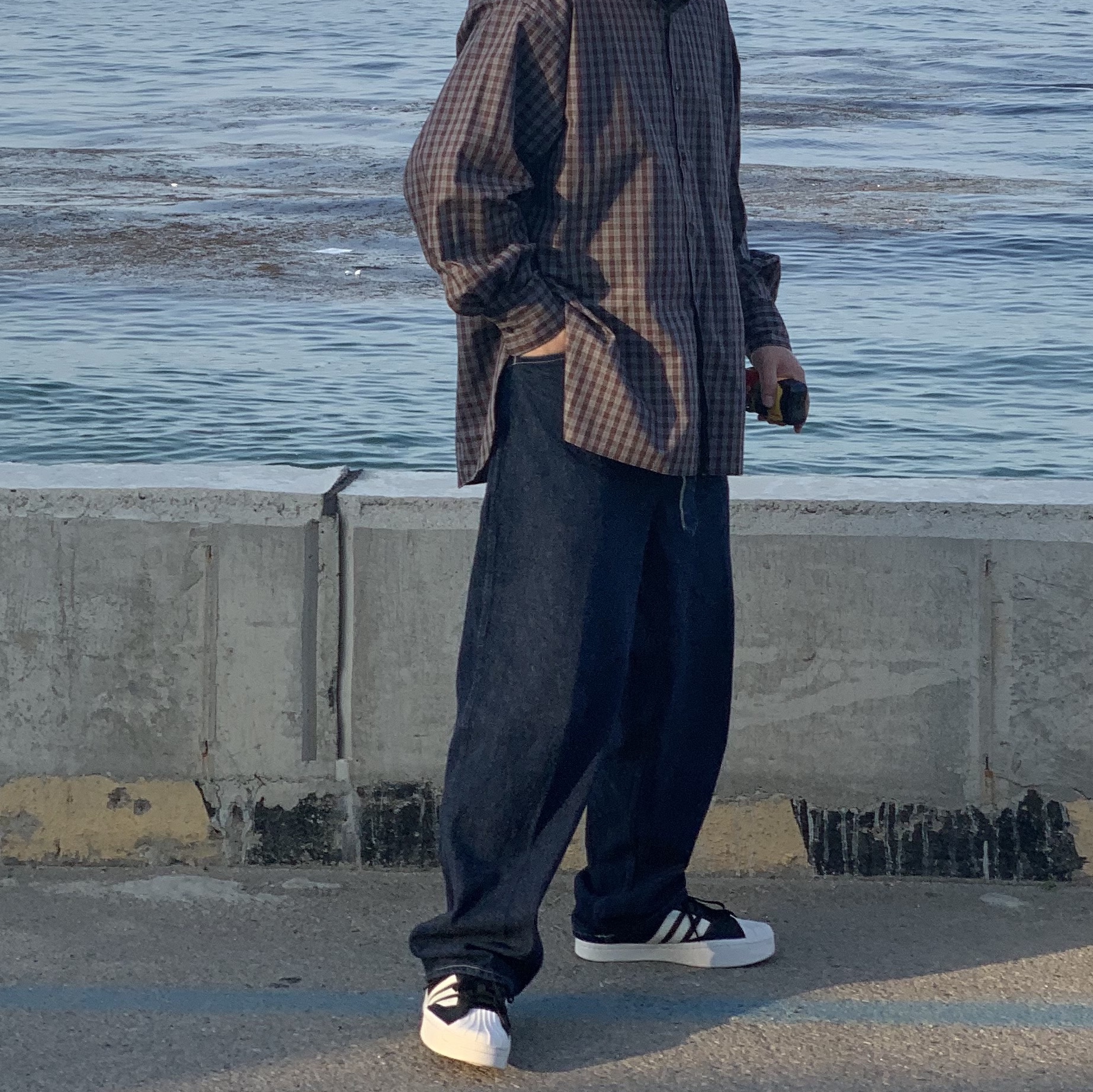Y-3 Yohji Star Black White 착용 스타일